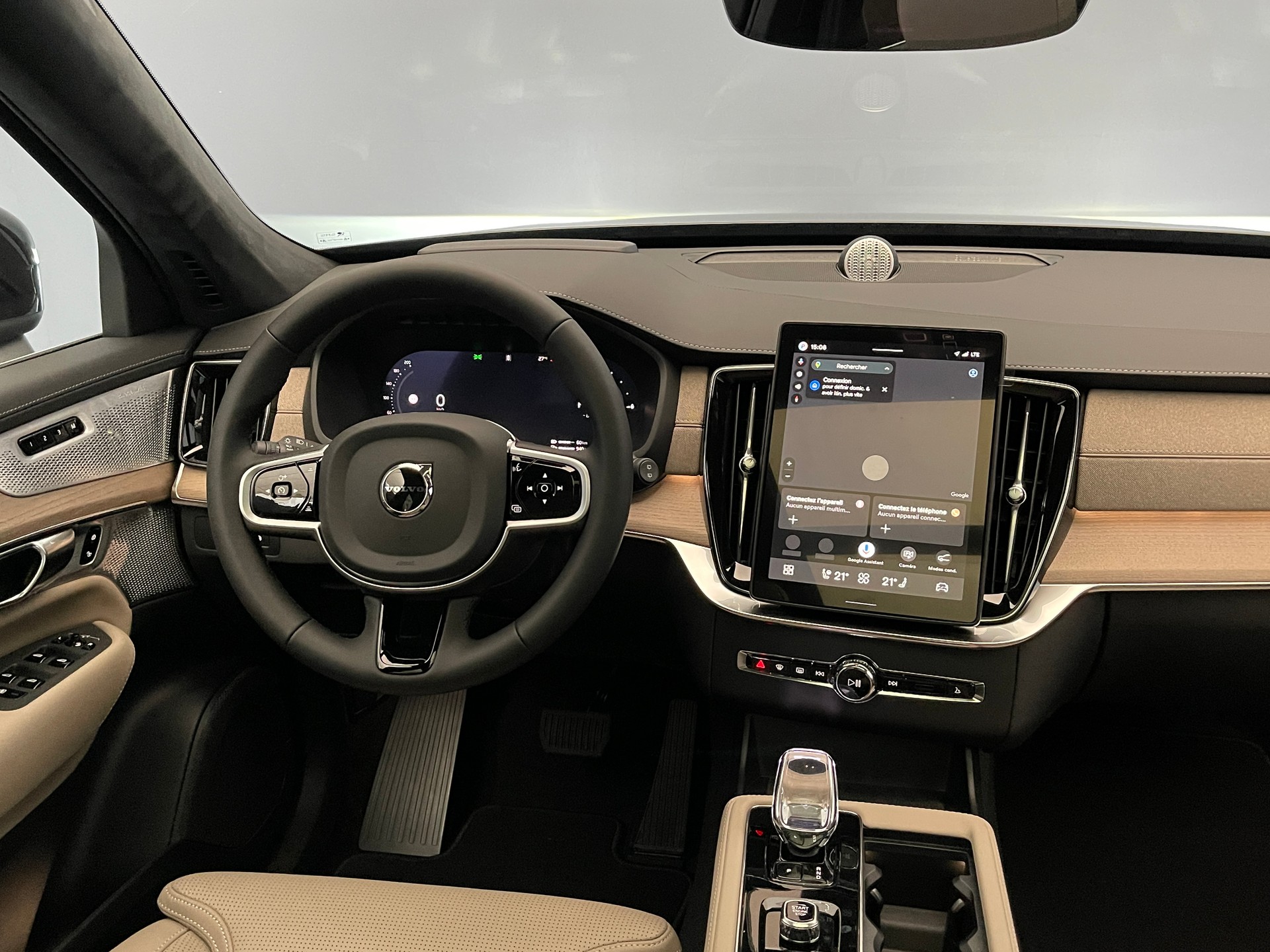 VOLVO XC90 2.0 T8 TE XCLUSIVE Edition Bright eAWD-image-11