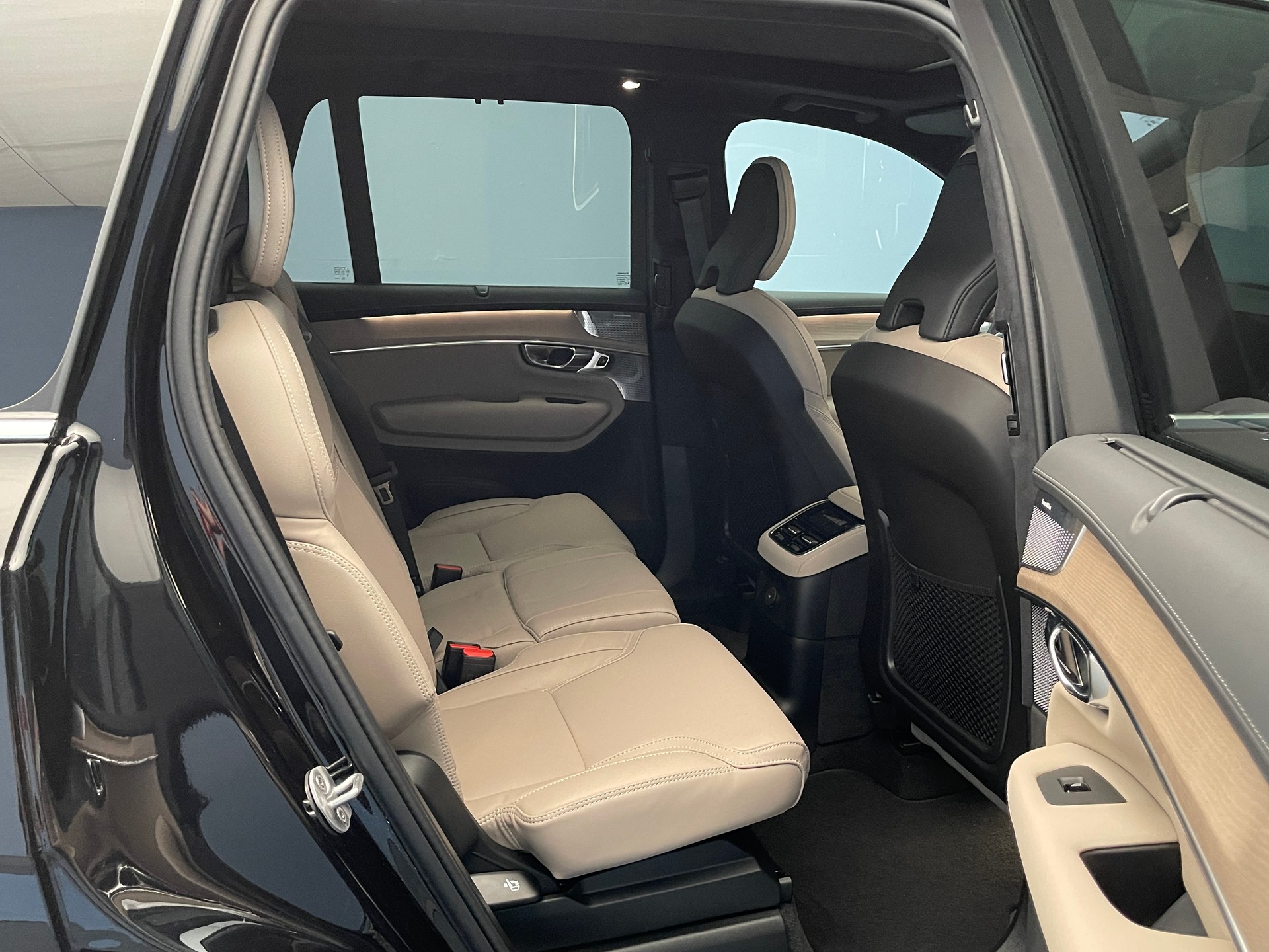 VOLVO XC90 2.0 T8 TE XCLUSIVE Edition Bright eAWD-image-8