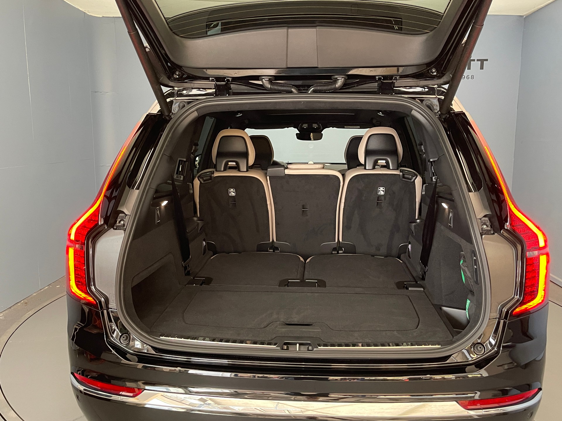 VOLVO XC90 2.0 T8 TE XCLUSIVE Edition Bright eAWD-image-6