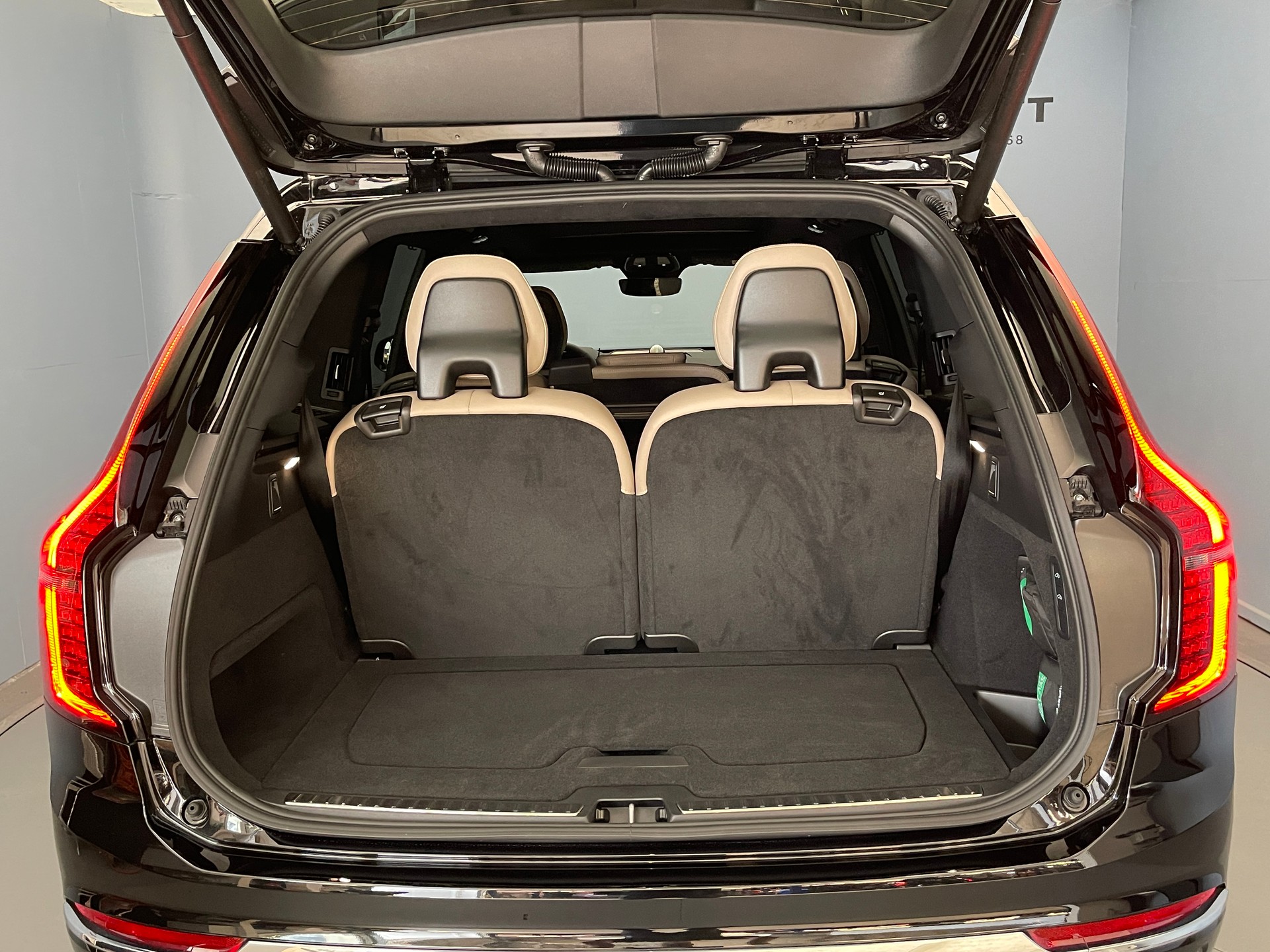 VOLVO XC90 2.0 T8 TE XCLUSIVE Edition Bright eAWD-image-7