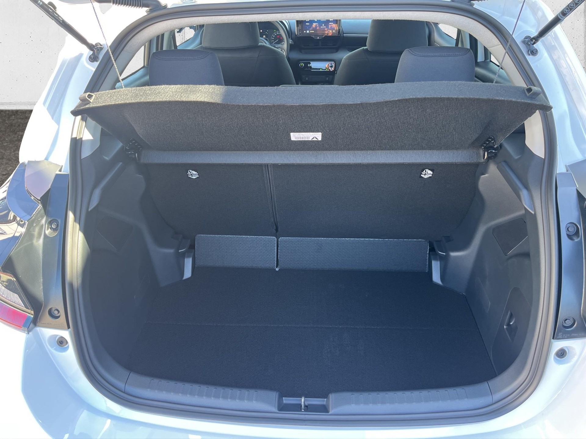 MAZDA 2 1.5 Hybrid Prime-Line-image-17