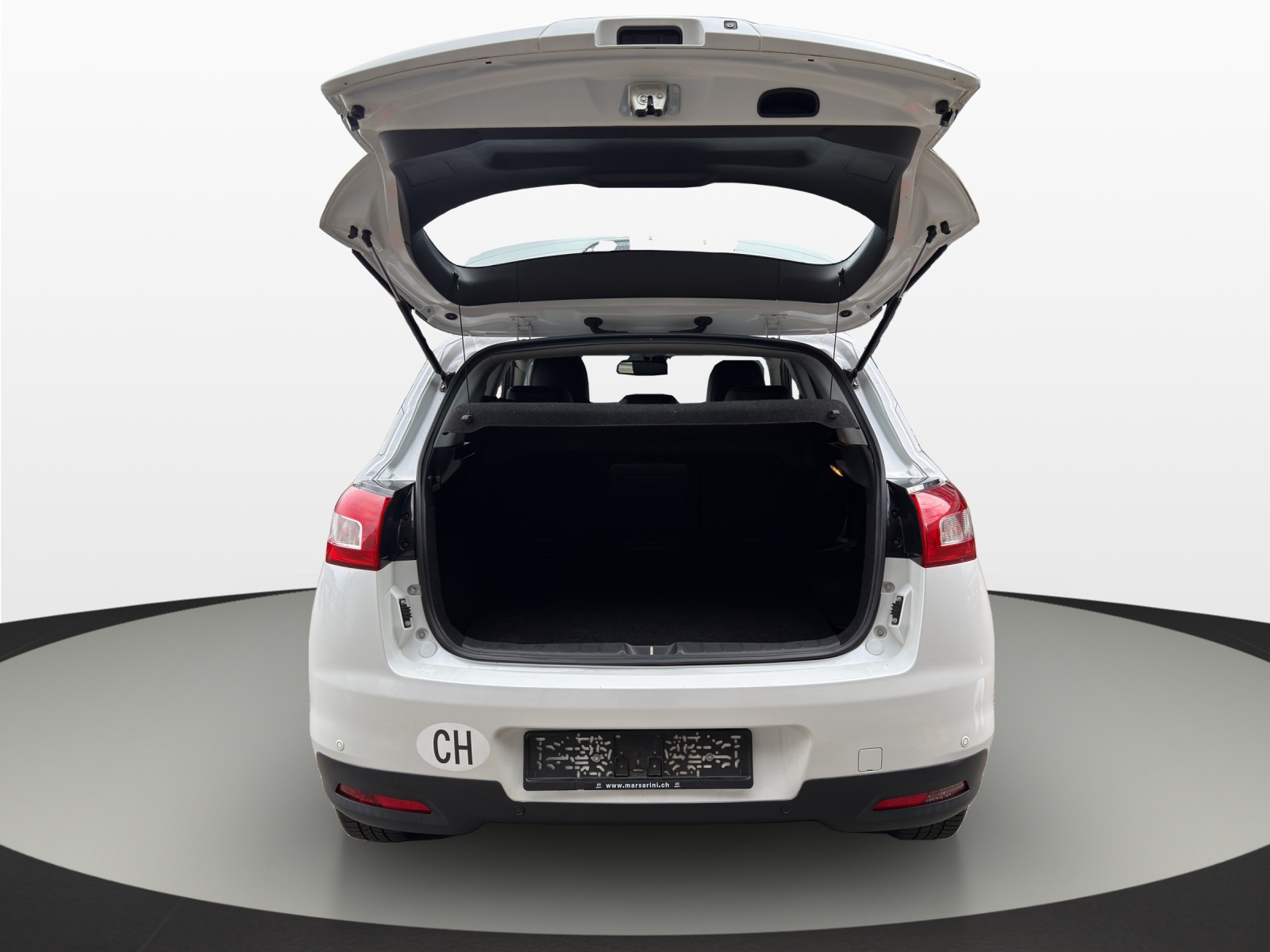 PEUGEOT 4008 1.6 HDi Active 4WD-image-19