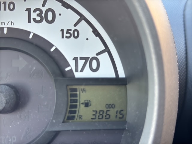 PEUGEOT 107 1.0 Active-image-11