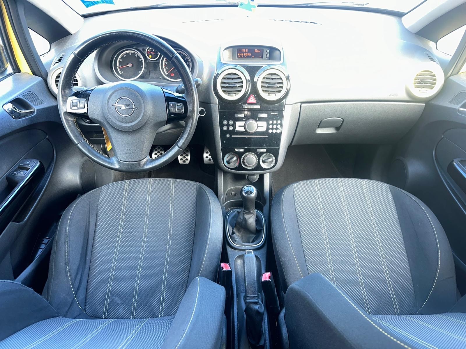 OPEL Corsa 1.4 TP Sport-image-8