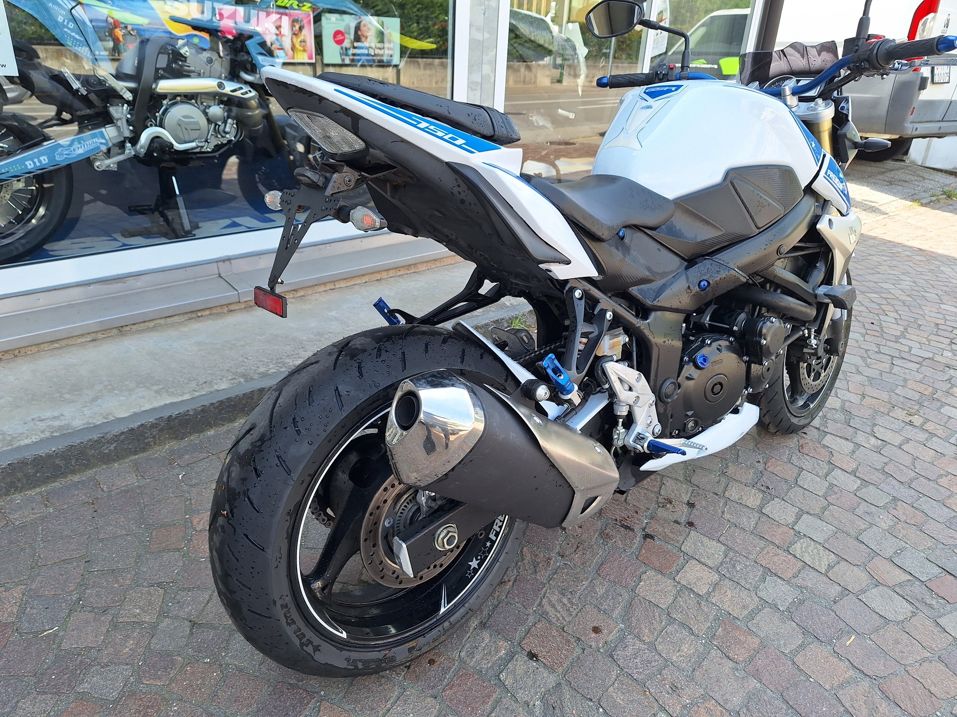 SUZUKI GSR 750 ABS Freegun