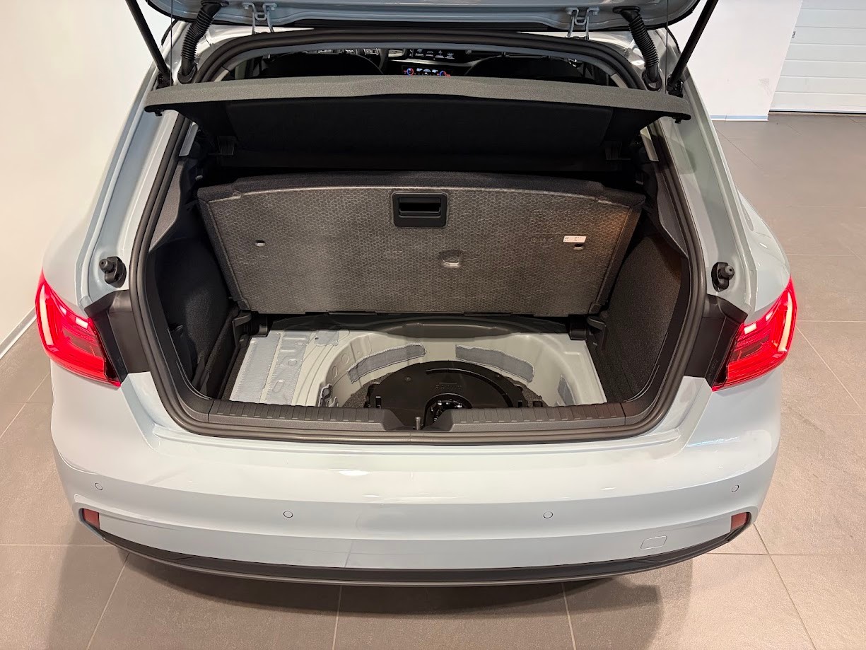 AUDI A1 Sportback 30 TFSI Attraction S-tronic-image-10