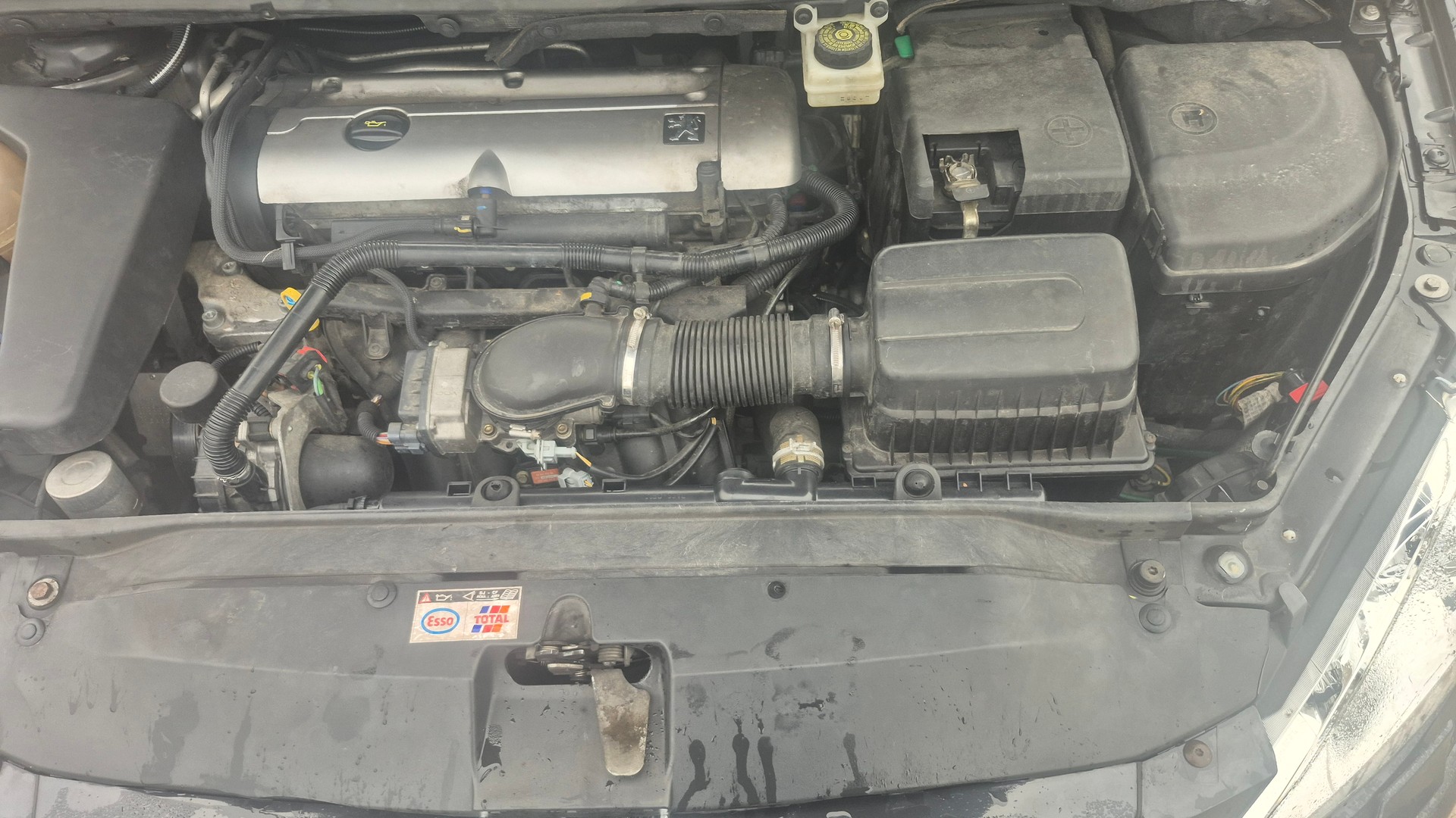 PEUGEOT 307 CC 2.0 16V-image-10
