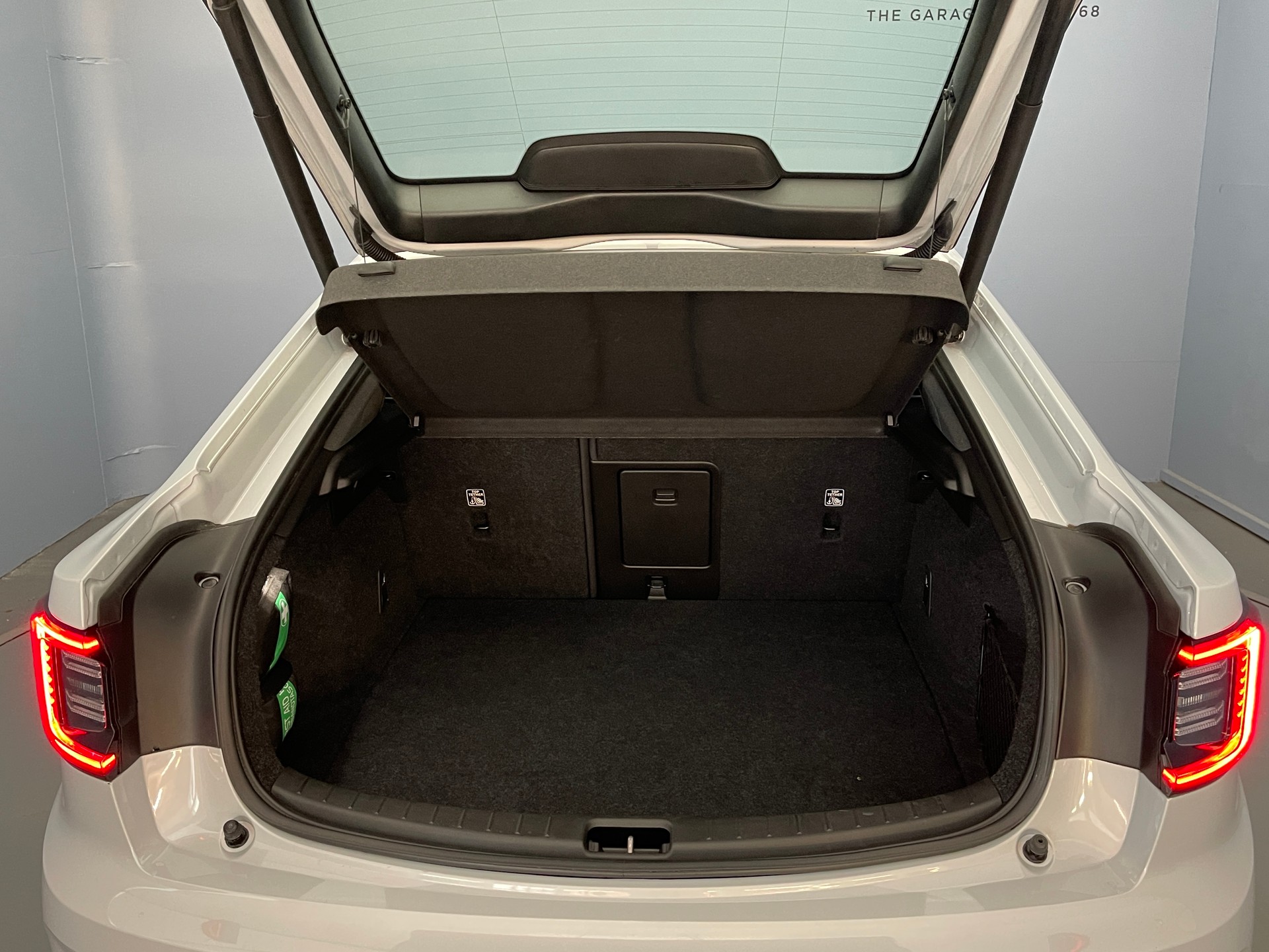 POLESTAR 2 Long Range Dual Motor-image-9