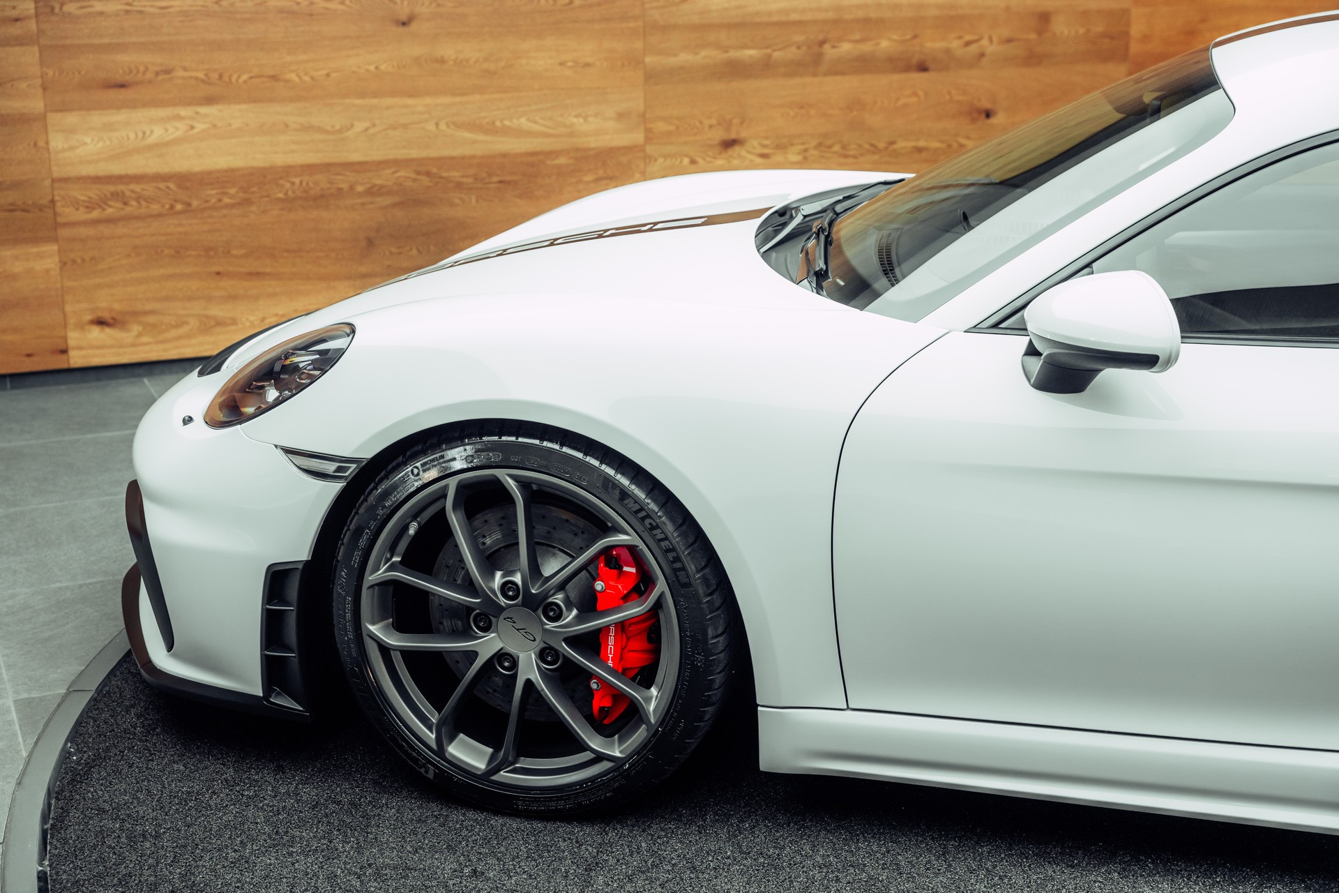 PORSCHE 718 Cayman GT4 PDK-image-21