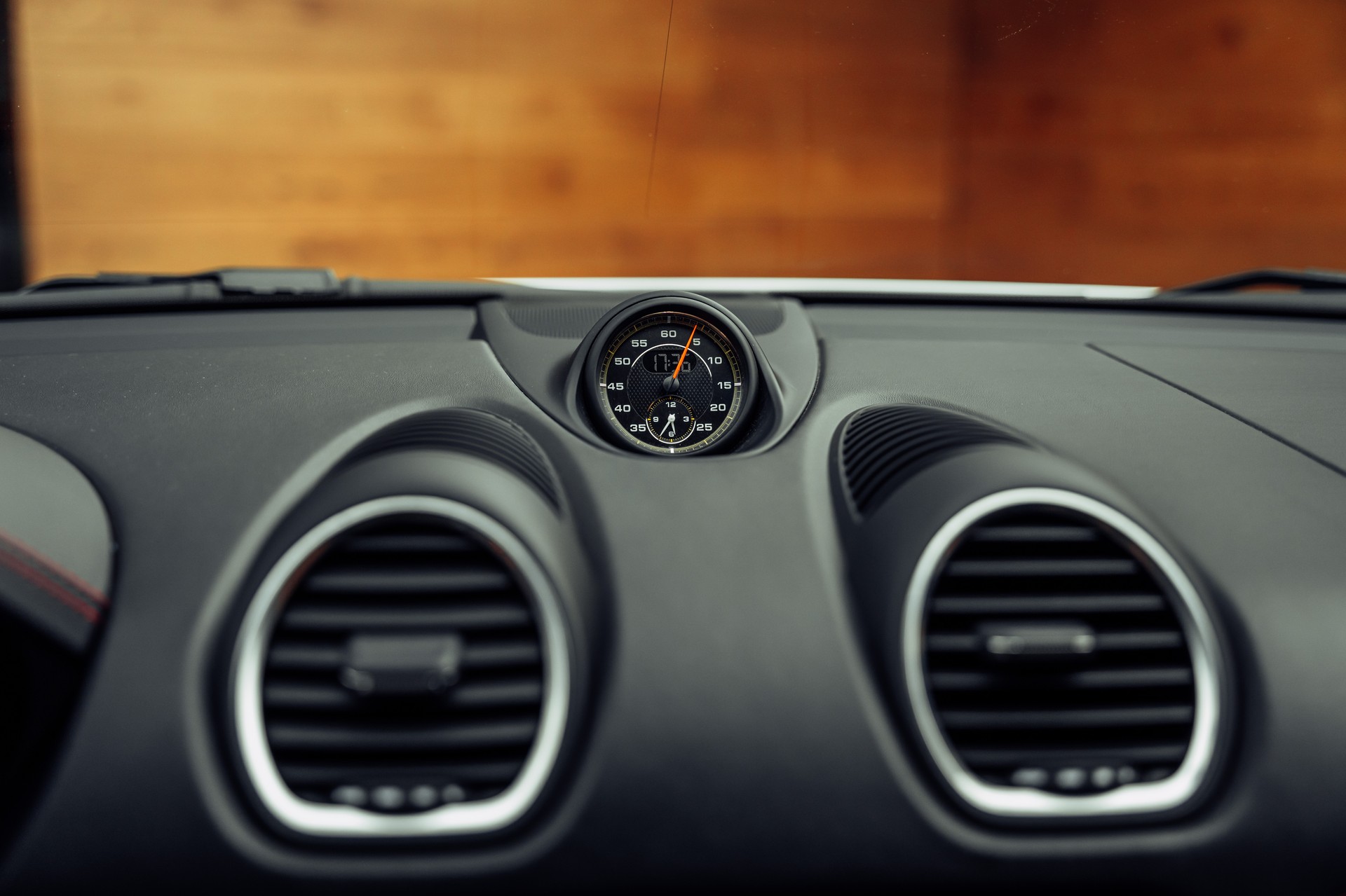 PORSCHE 718 Cayman GT4 PDK-image-10