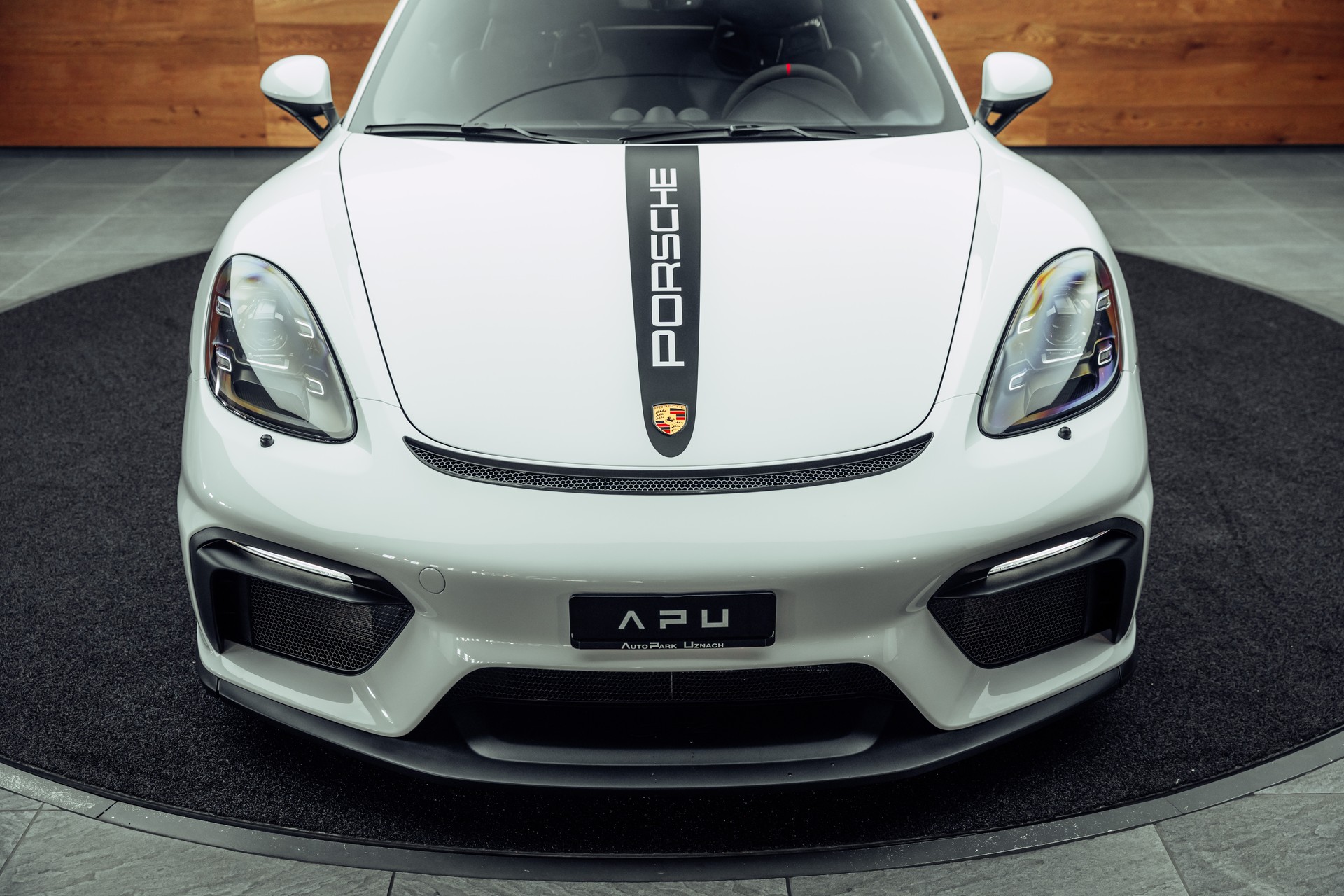 PORSCHE 718 Cayman GT4 PDK-image-22