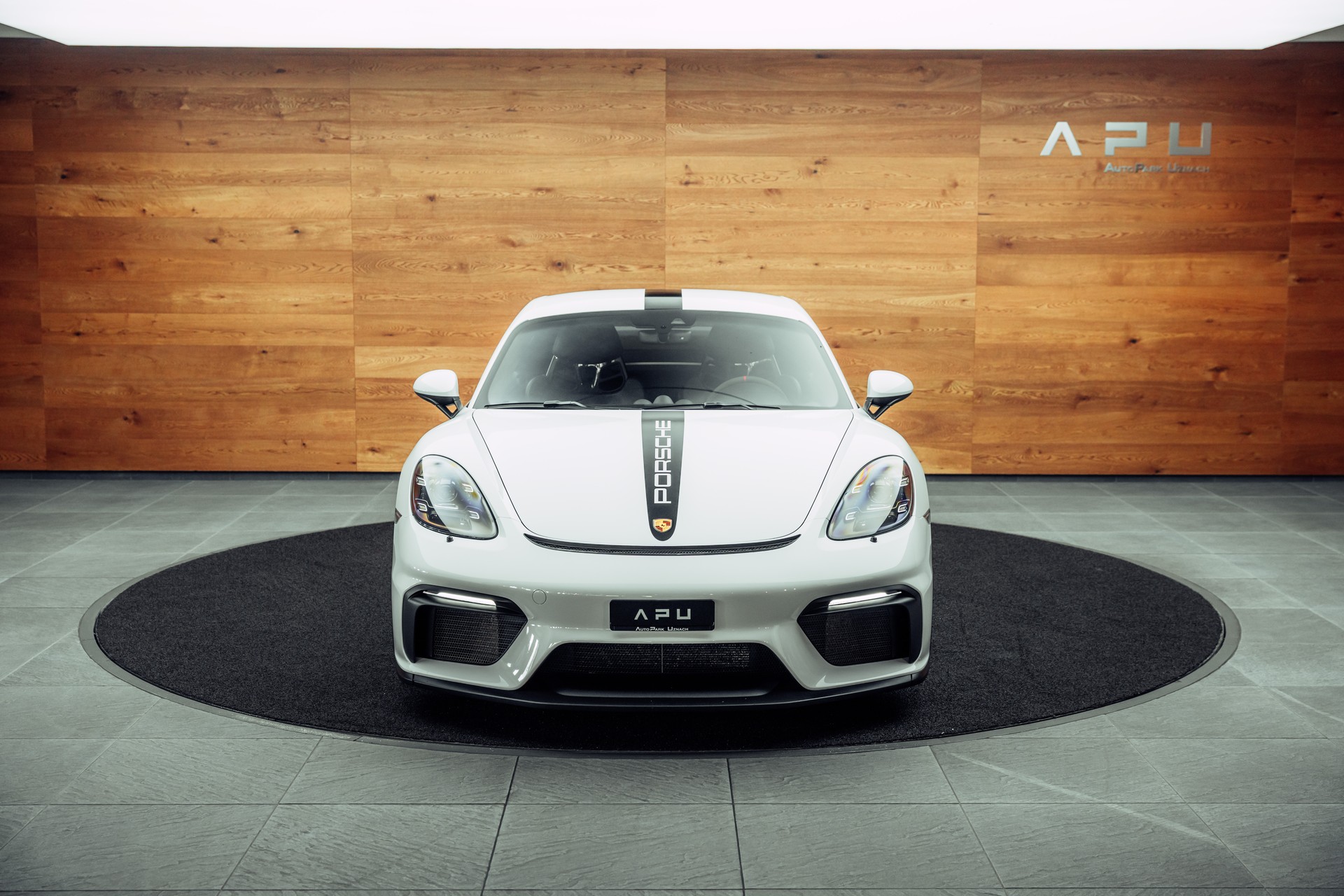 PORSCHE 718 Cayman GT4 PDK-image-17