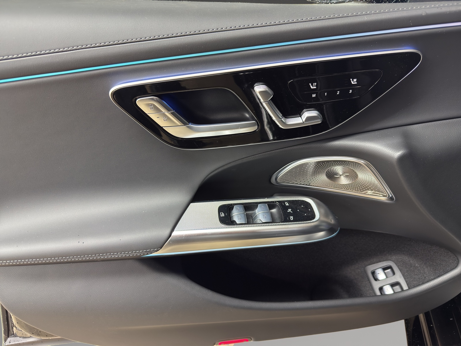 MERCEDES-BENZ E 53 AMG Hybrid 4Matic+ 9G-Tronic-image-12