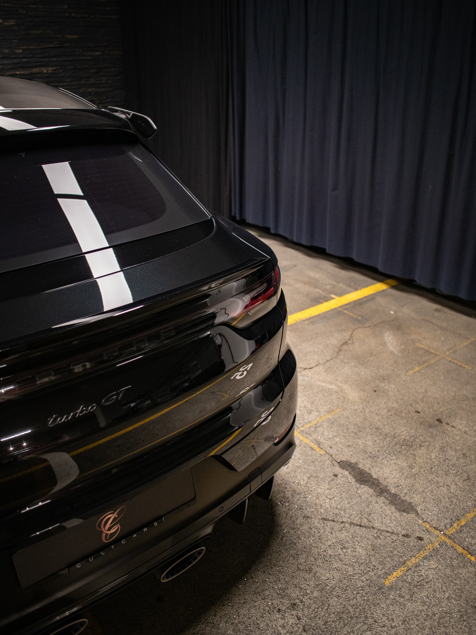 PORSCHE Cayenne Turbo GT-image-24