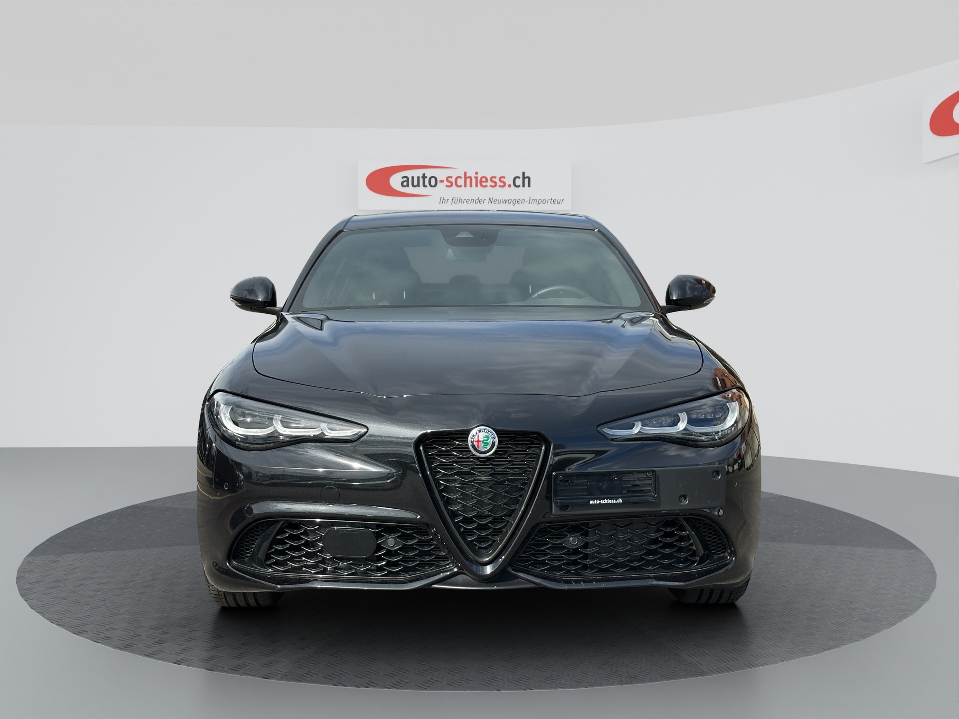 ALFA ROMEO Giulia 2.0 Competizione Q4 AT8-image-1