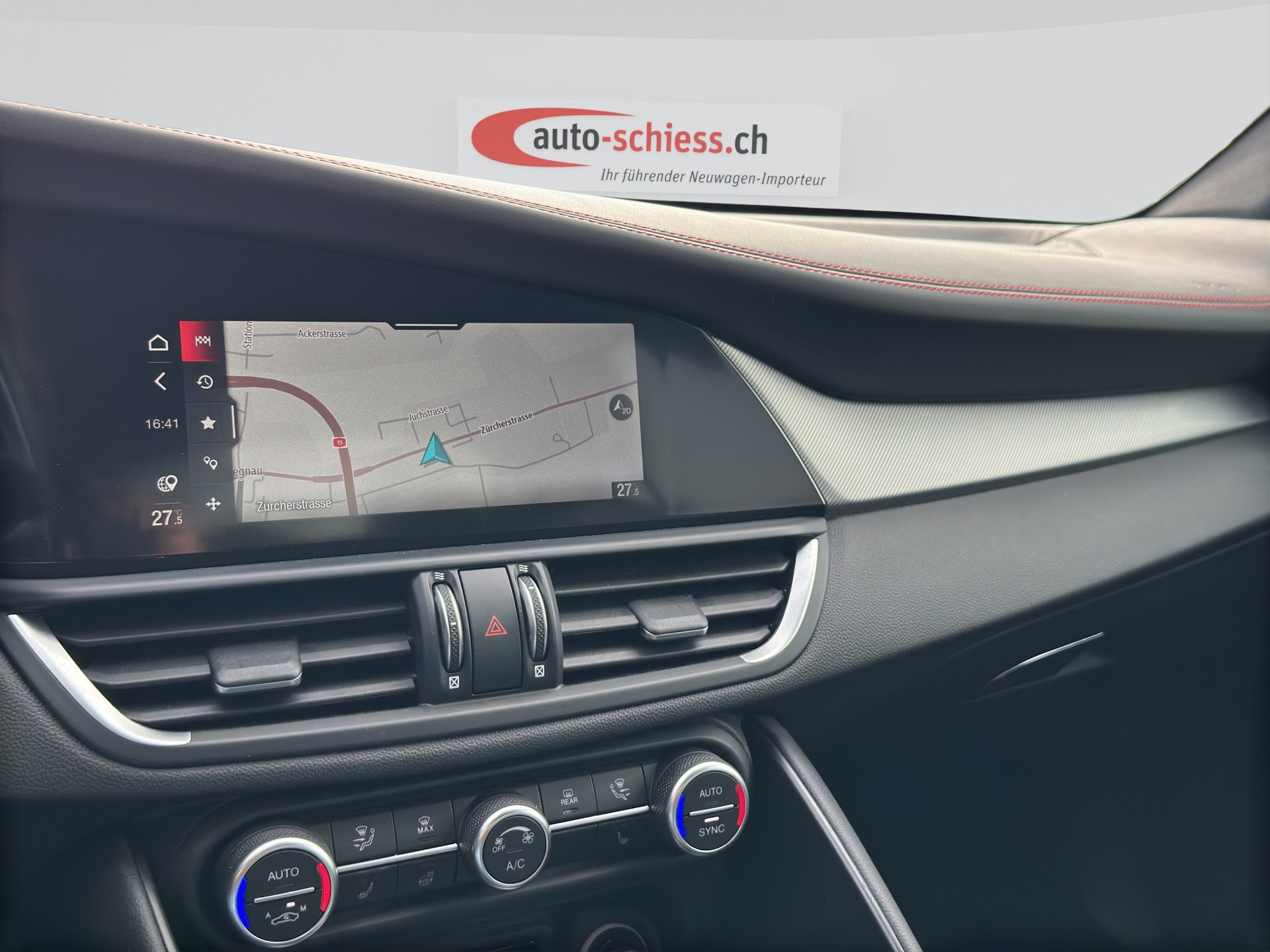 ALFA ROMEO Giulia 2.0 Competizione Q4 AT8-image-12