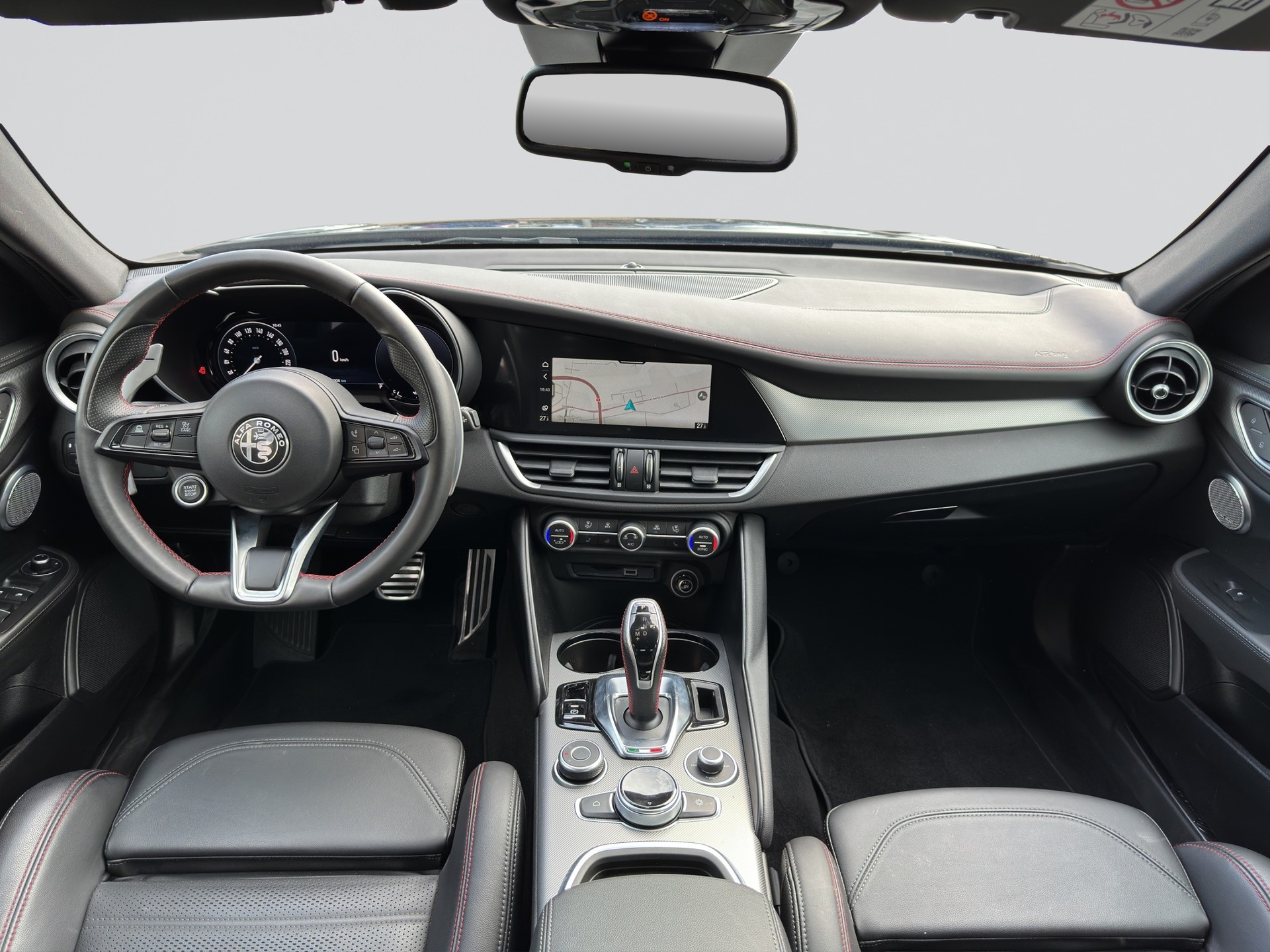 ALFA ROMEO Giulia 2.0 Competizione Q4 AT8-image-15
