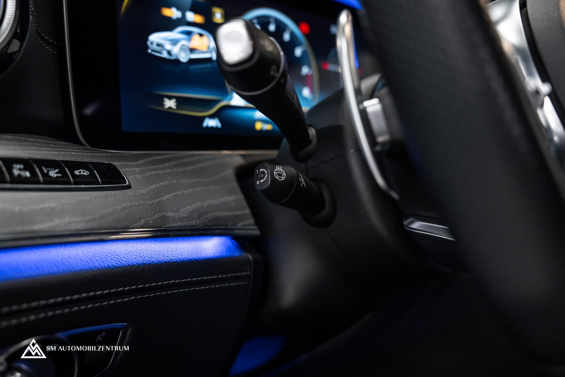 MERCEDES-BENZ AMG GT 63 S 4matic+ / Aero Paket / 360° / Head-Up / Panorama-image-24