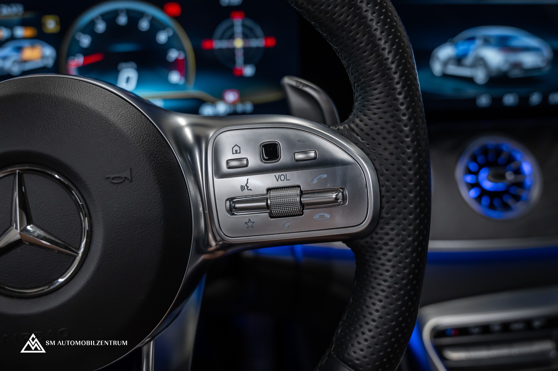 MERCEDES-BENZ AMG GT 63 S 4matic+ / Aero Paket / 360° / Head-Up / Panorama-image-26