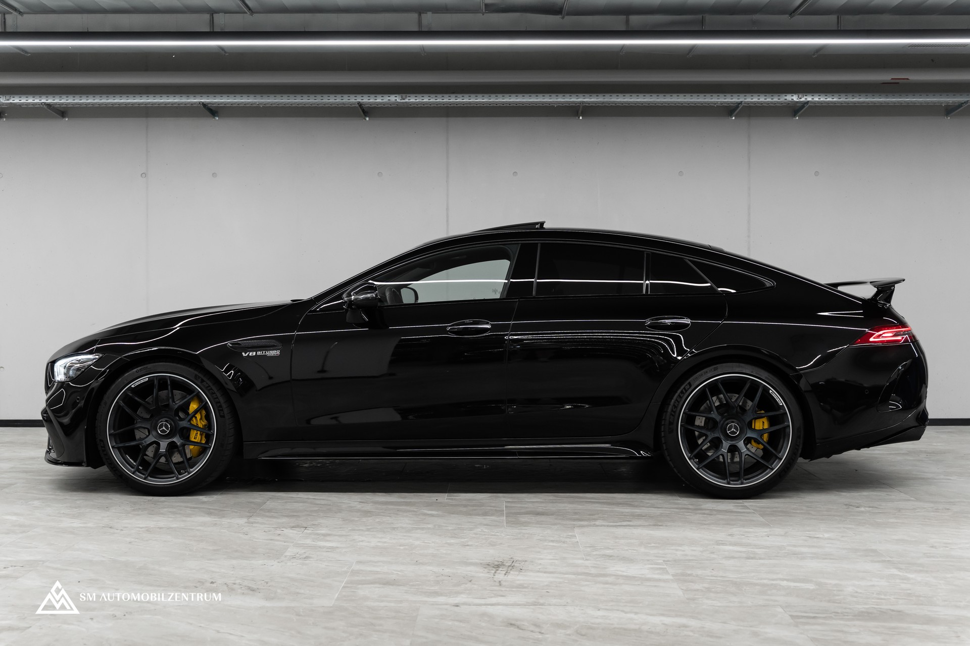 MERCEDES-BENZ AMG GT 63 S 4matic+ / Aero Paket / 360° / Head-Up / Panorama-image-4