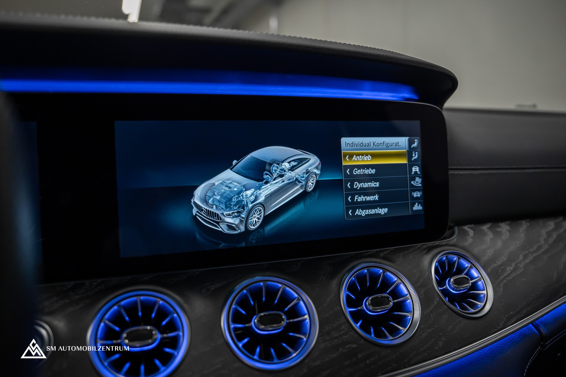 MERCEDES-BENZ AMG GT 63 S 4matic+ / Aero Paket / 360° / Head-Up / Panorama-image-36