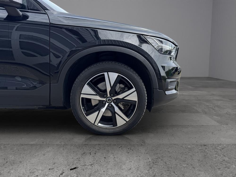 VOLVO XC40 Recharge P8 Twin AWD Pure Electric Plus (CH-Fahrzeug)-image-13