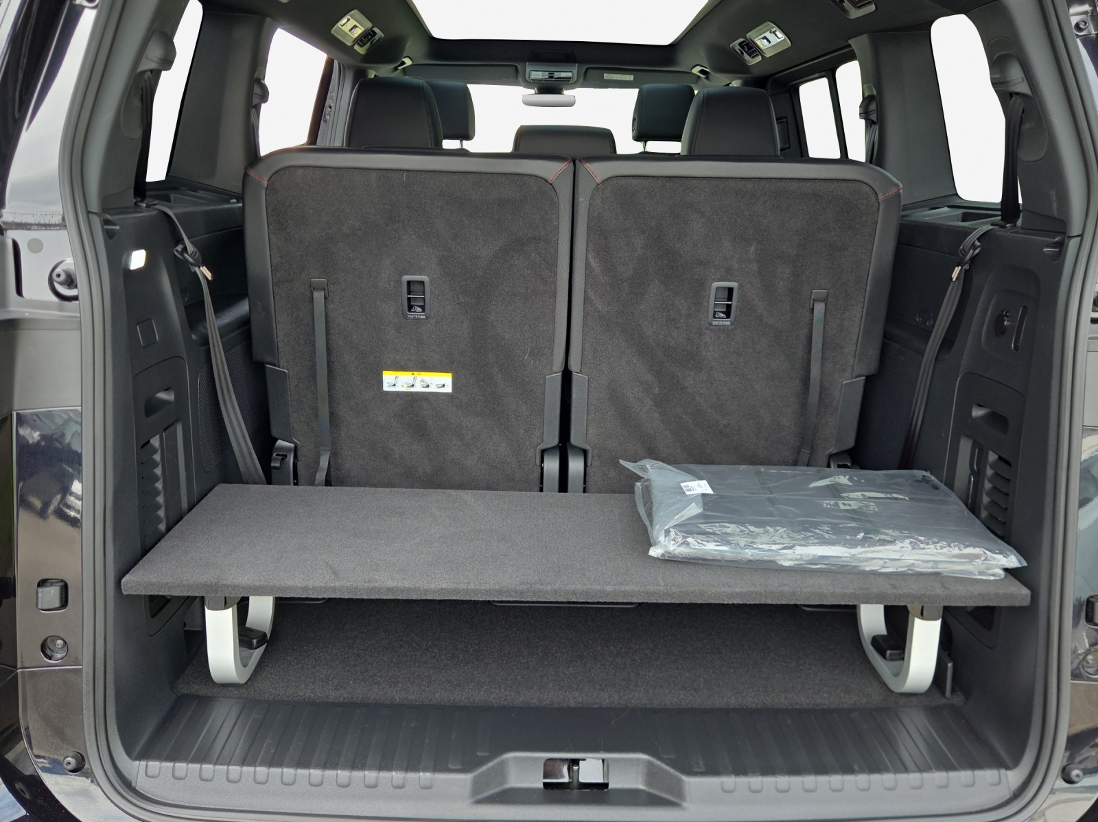 VW ID.Buzz LWB GTX 4 Motion-image-13