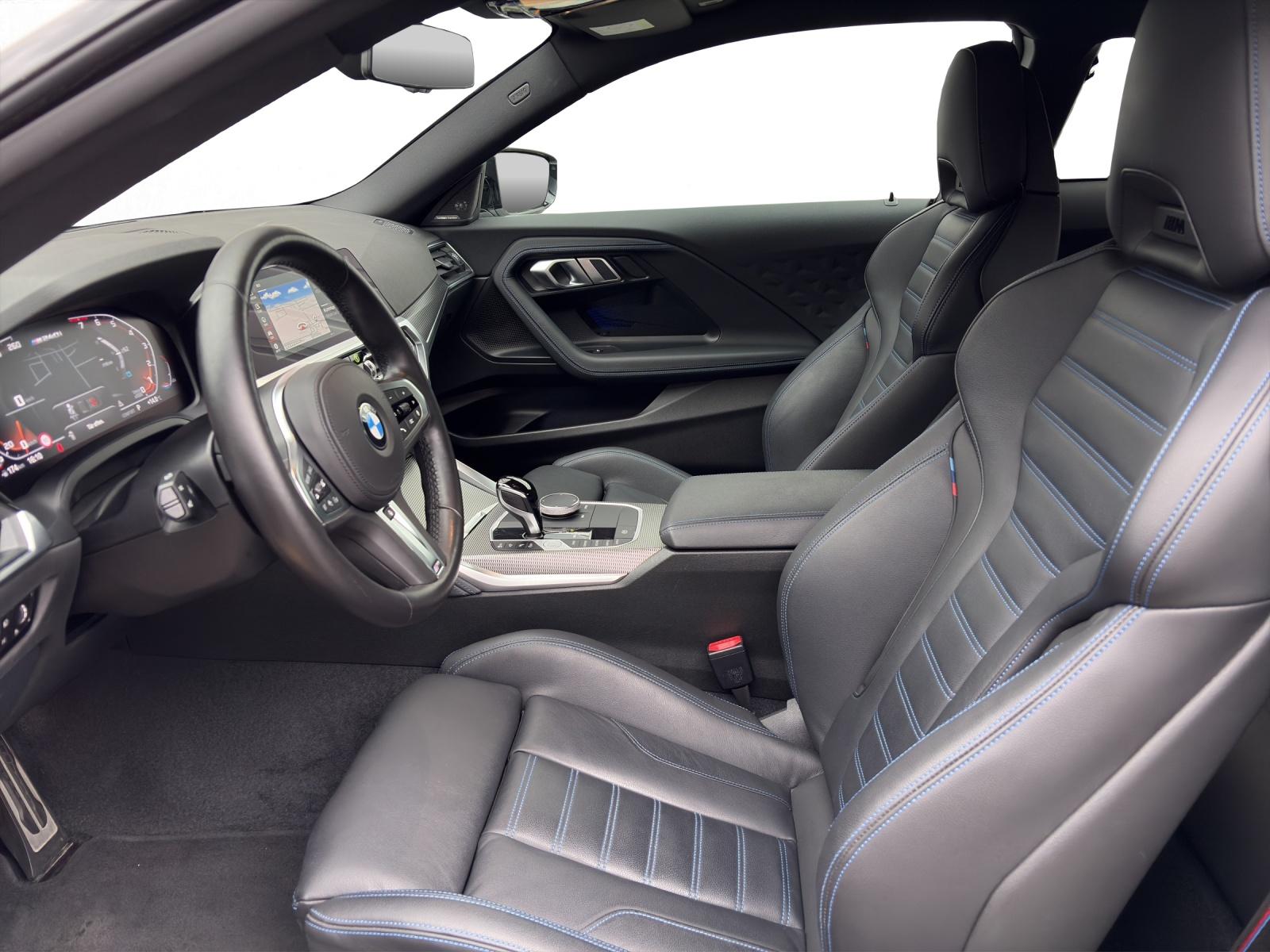 BMW M240i xDrive Coupé-image-9