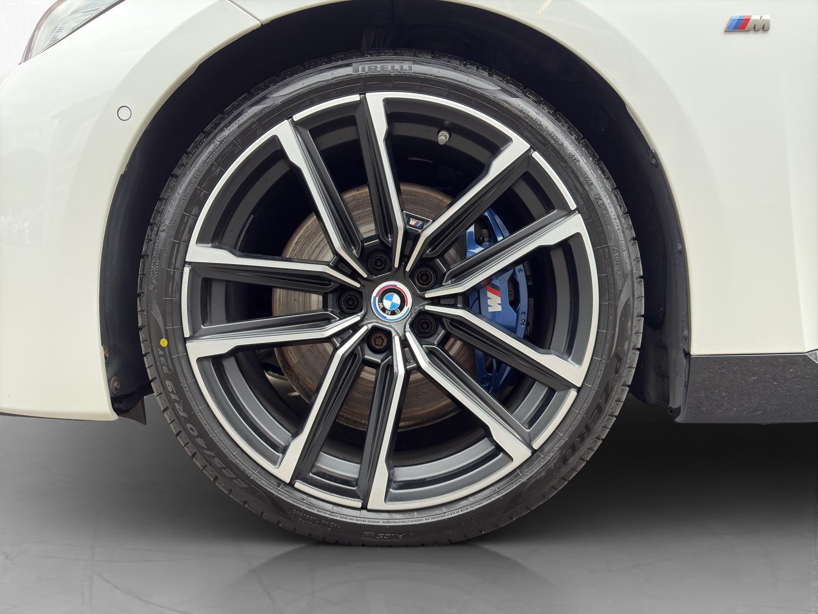 BMW M240i xDrive Coupé-image-8