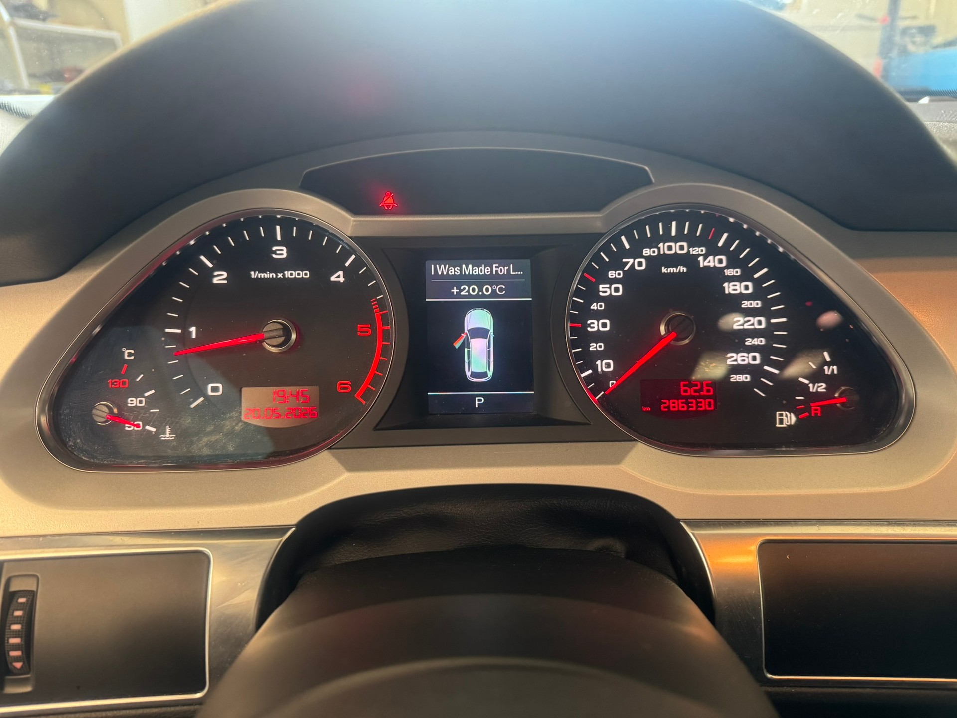 AUDI A6 Avant 3.0 V6 TDI quattro tiptronic-image-10