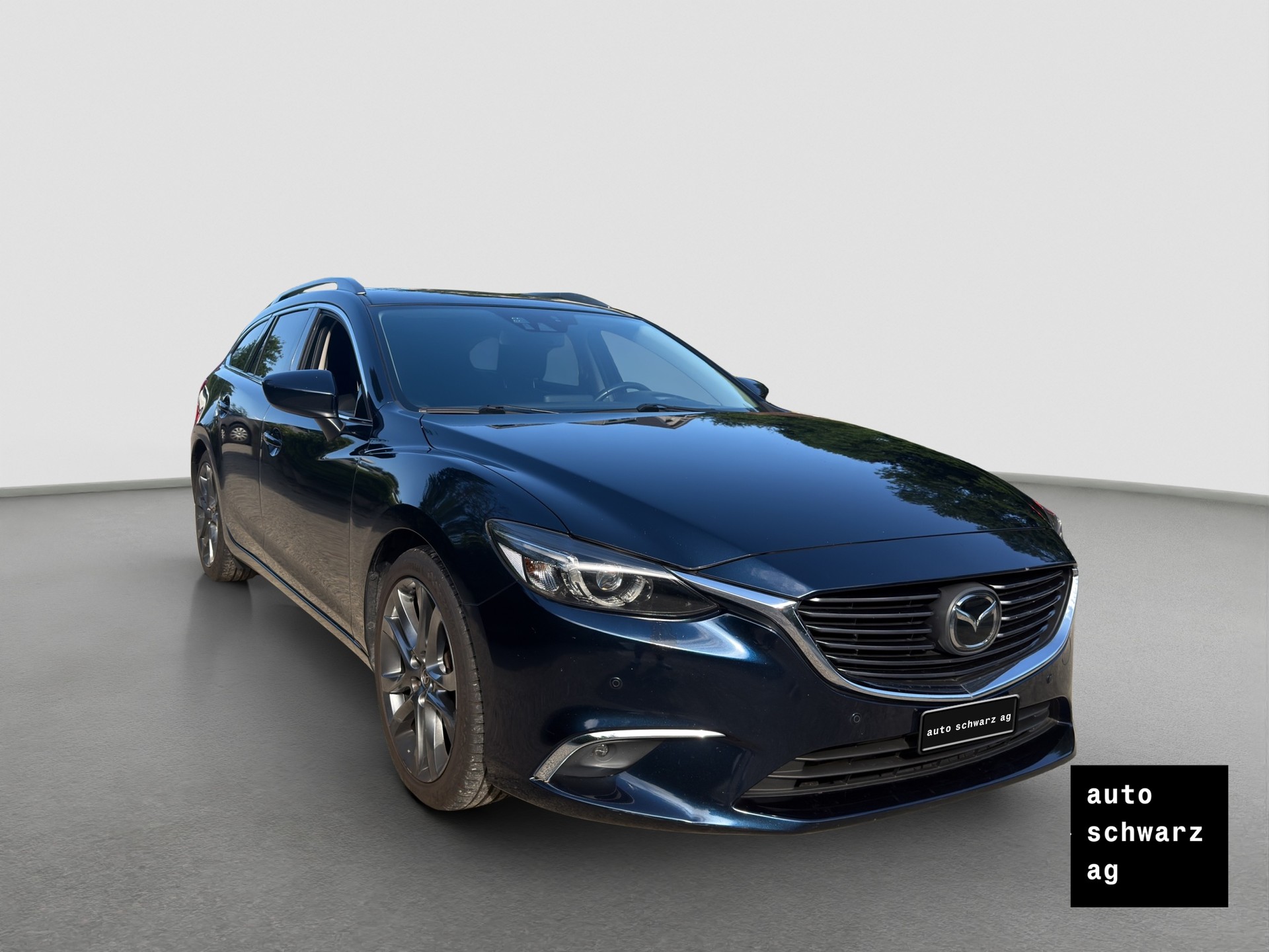 MAZDA 6 SW 2.2 D Revolution AWD Automatic Skyactive-D-showroom-element-2