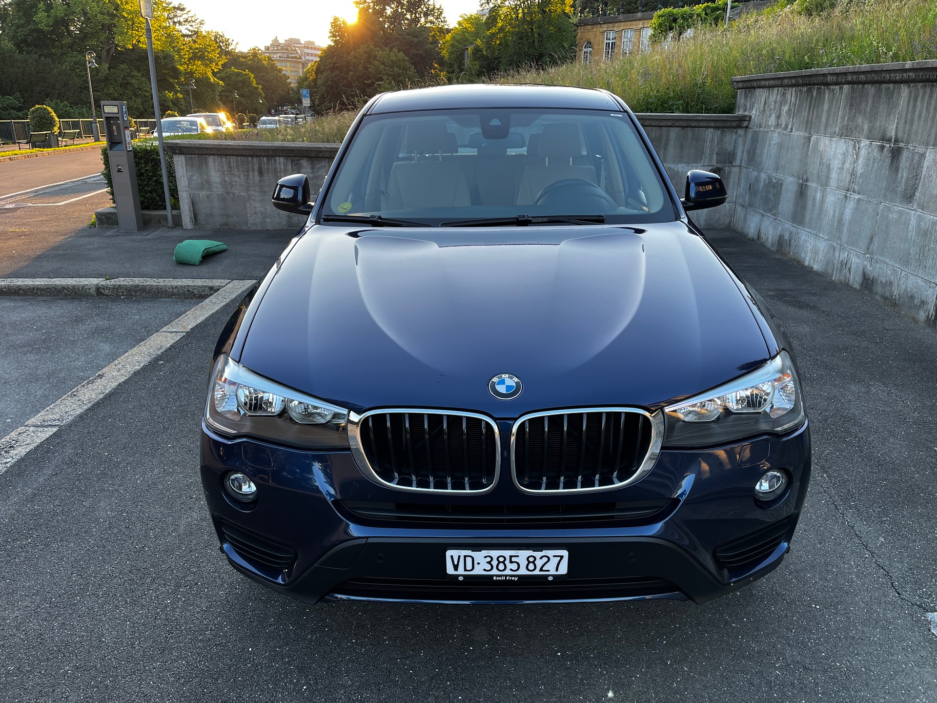 BMW 20d xDrive-image-1