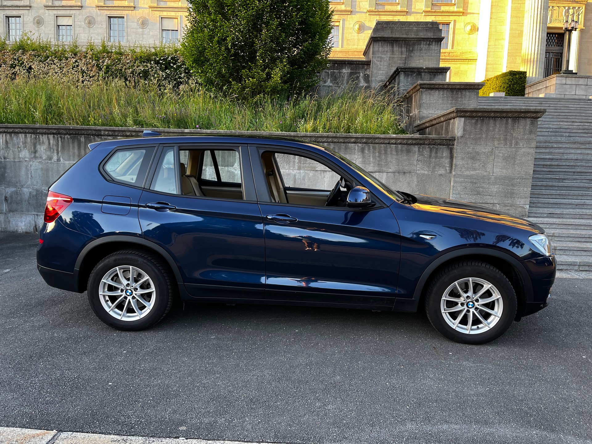 BMW 20d xDrive-image-2