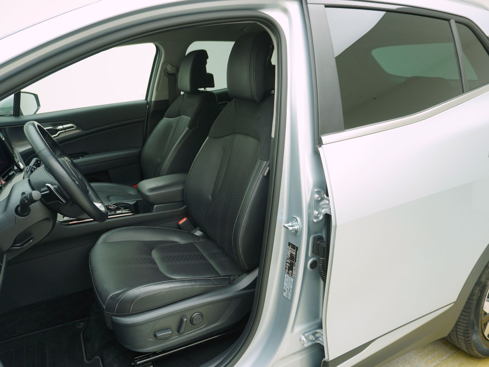KIA Sportage 1.6 T-GDi PHEV Style Premium 4x4 ** Plug-In Hybrid **-image-8