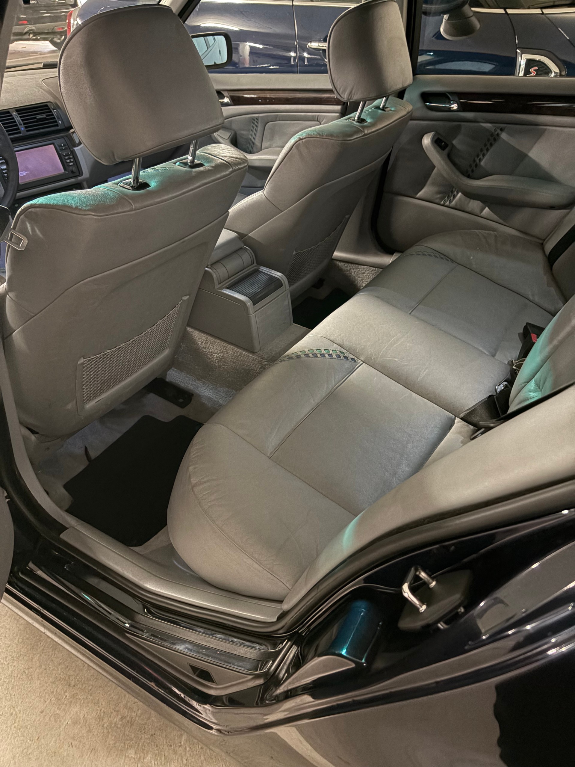 BMW-ALPINA 3.3-image-3