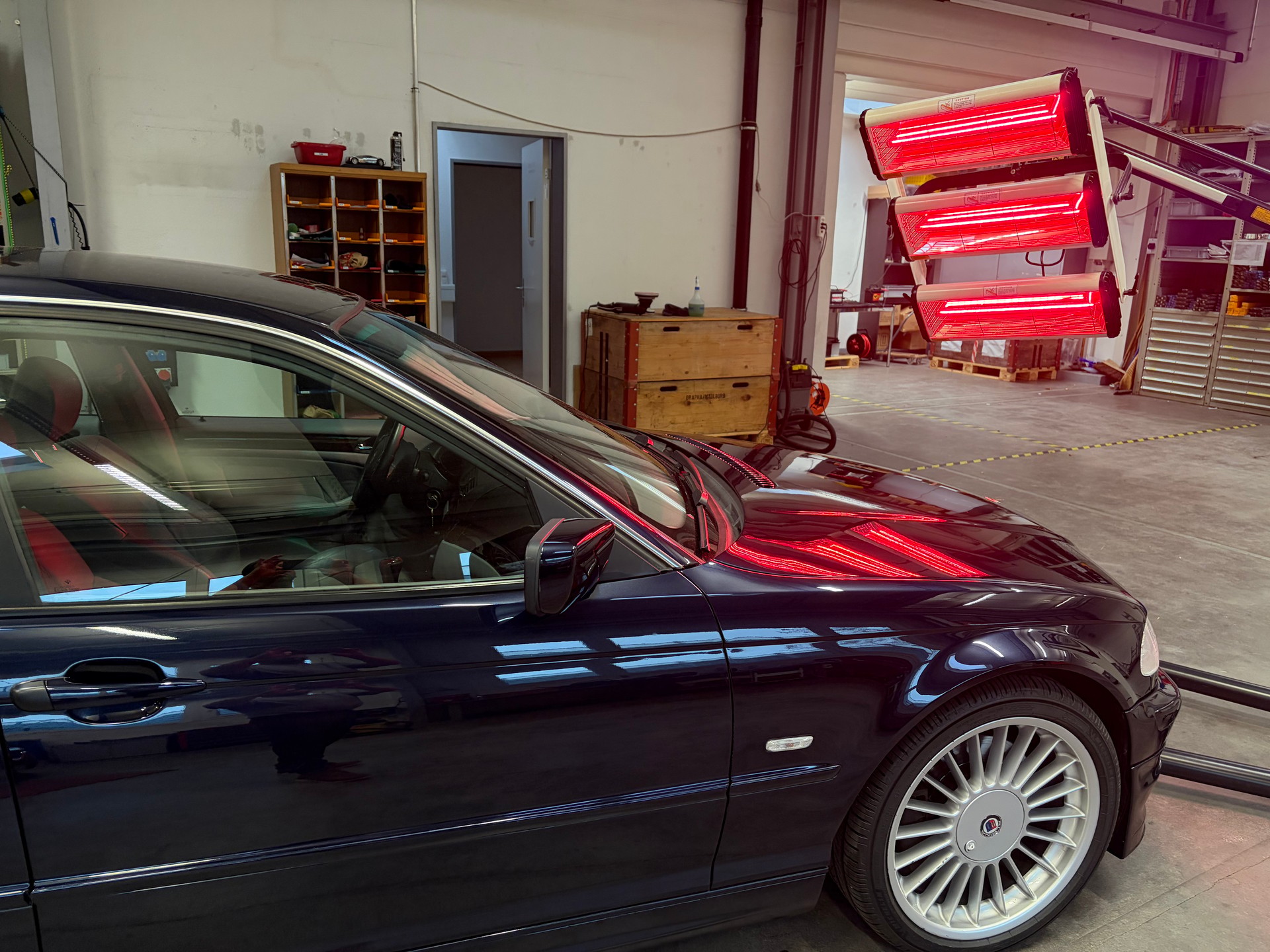 BMW-ALPINA 3.3-image-4