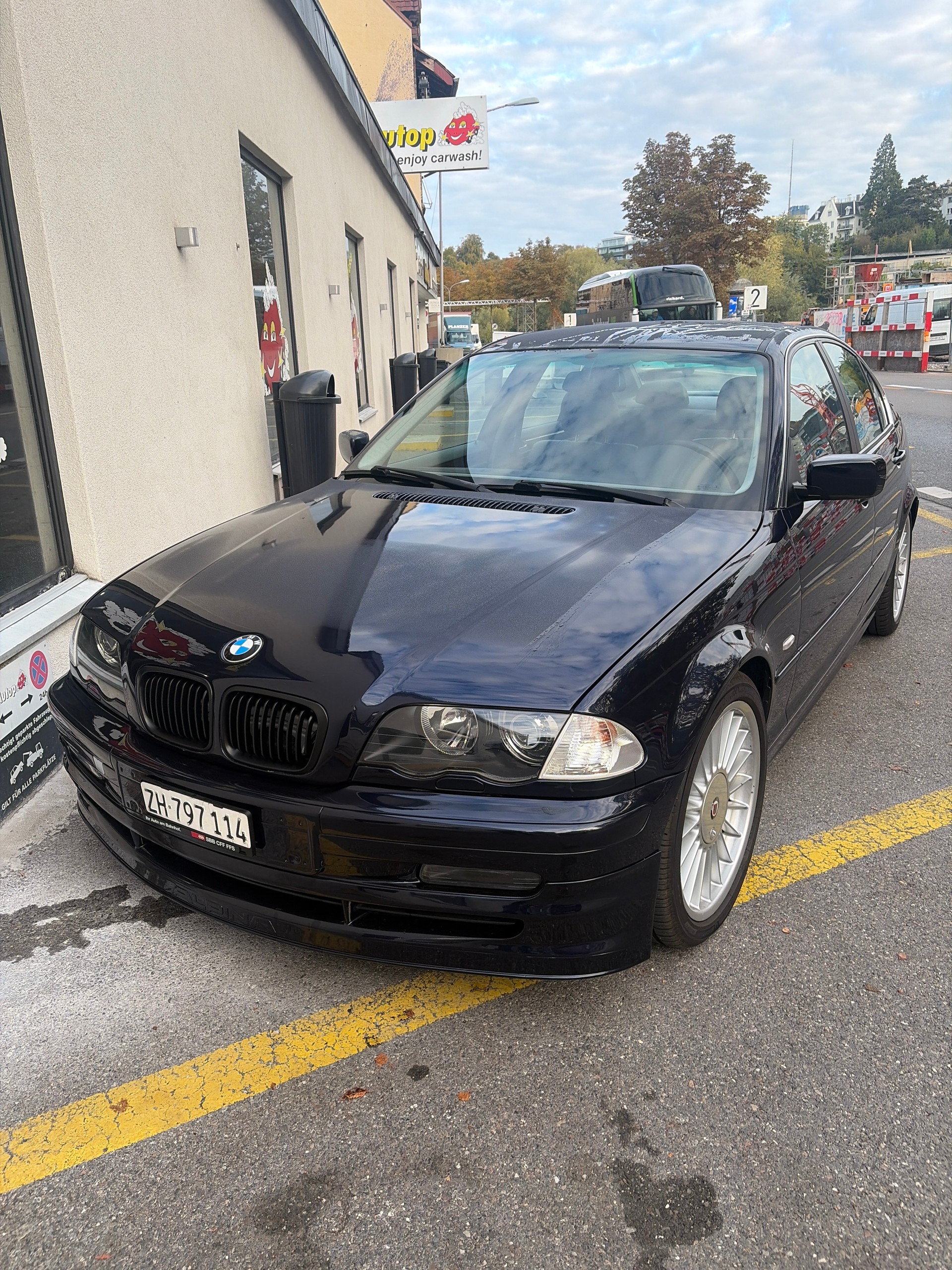 BMW-ALPINA 3.3-image-10
