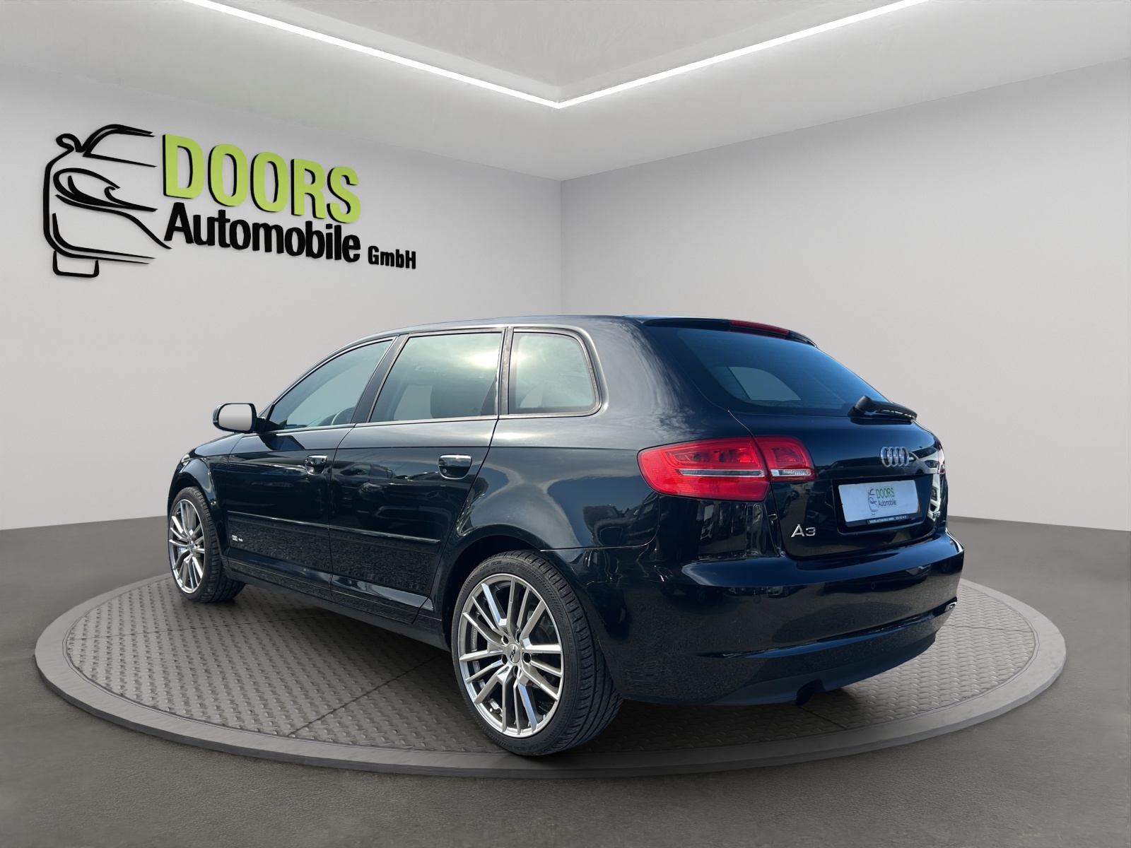 AUDI A3 Sportback 1.2 TFSI Ambition-image-5