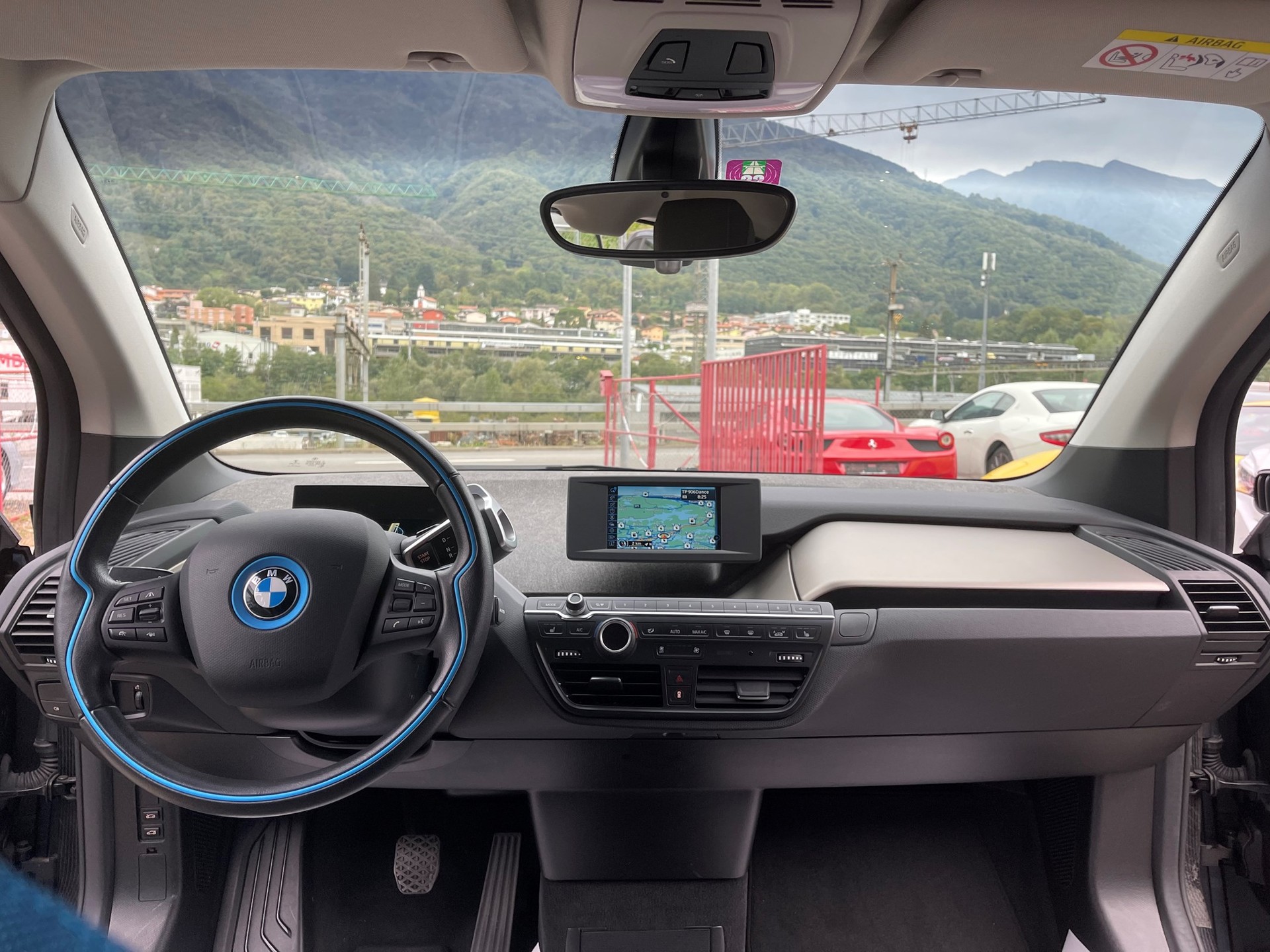 BMW i3 (94Ah)-image-3