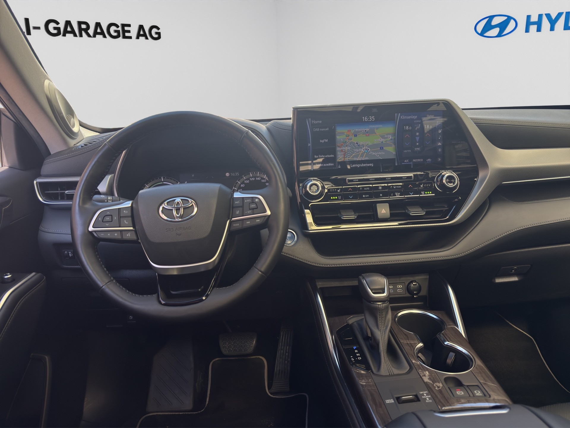 TOYOTA Highlander 2.5 HSD Premium e-CVT-image-13
