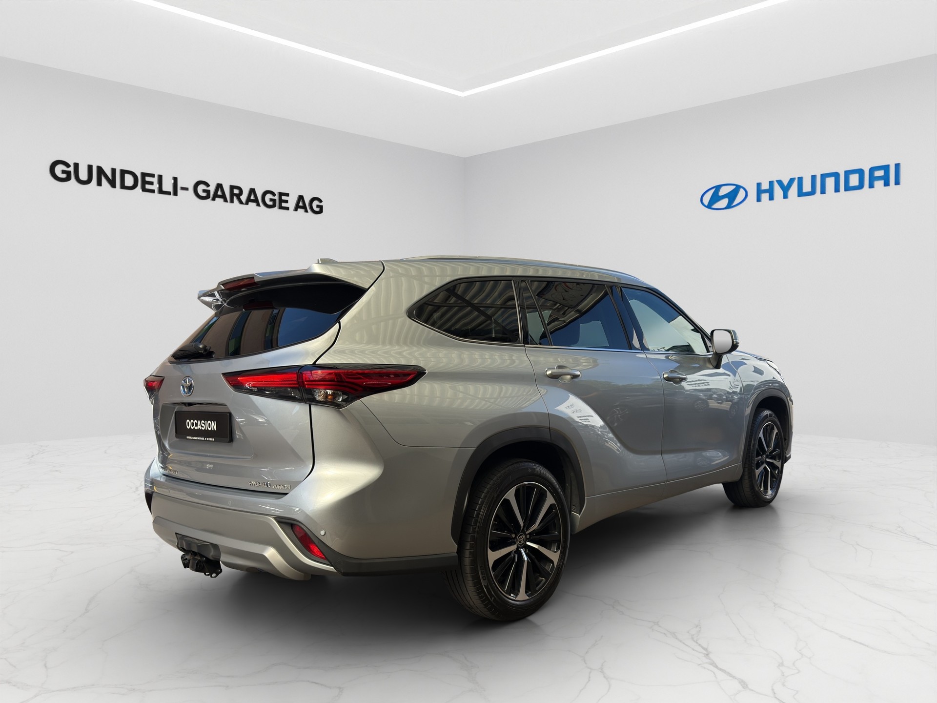 TOYOTA Highlander 2.5 HSD Premium e-CVT-image-5