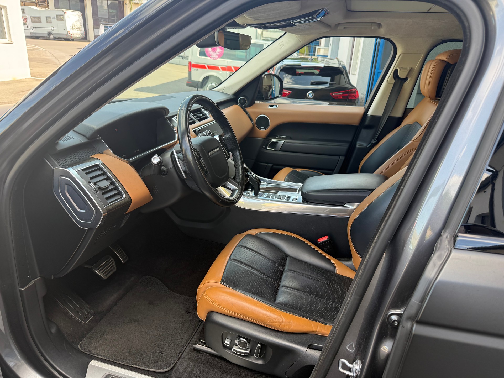 LAND ROVER Range Rover Sport 5.0 V8 S/C ABDynamic Automatic-image-7