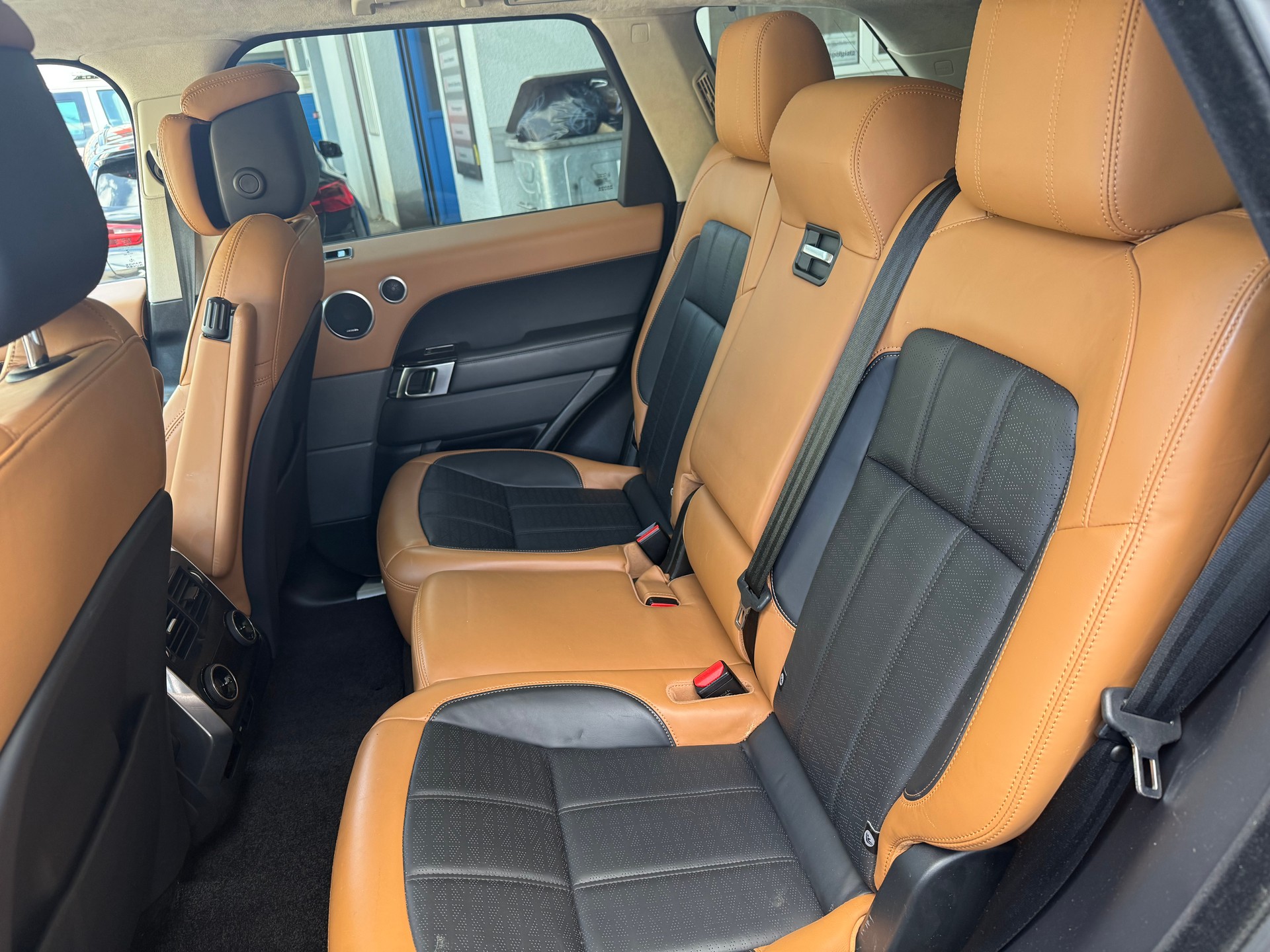 LAND ROVER Range Rover Sport 5.0 V8 S/C ABDynamic Automatic-image-10