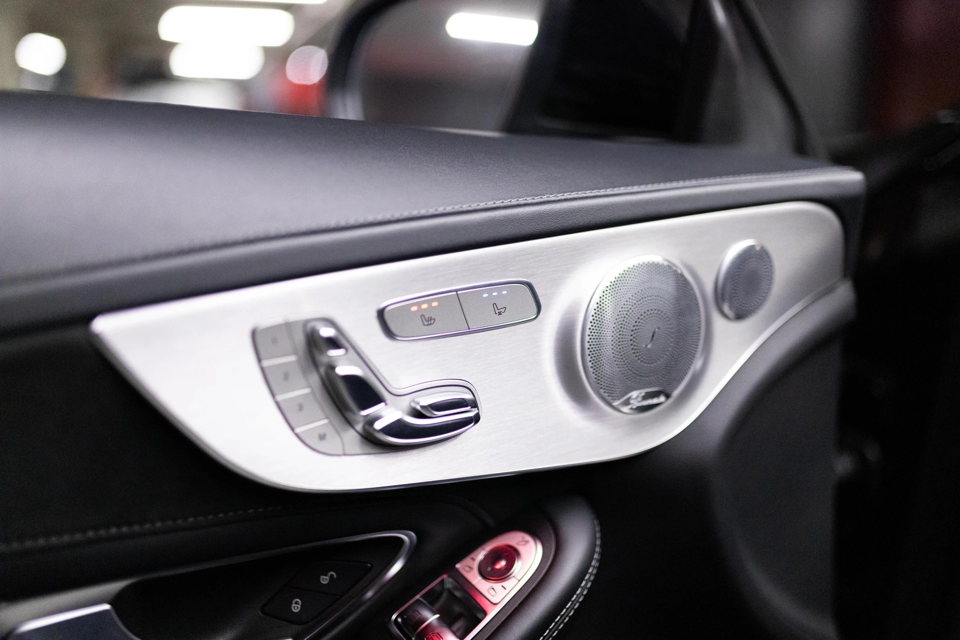 MERCEDES-BENZ C 63 S AMG 9G-tronic-image-12