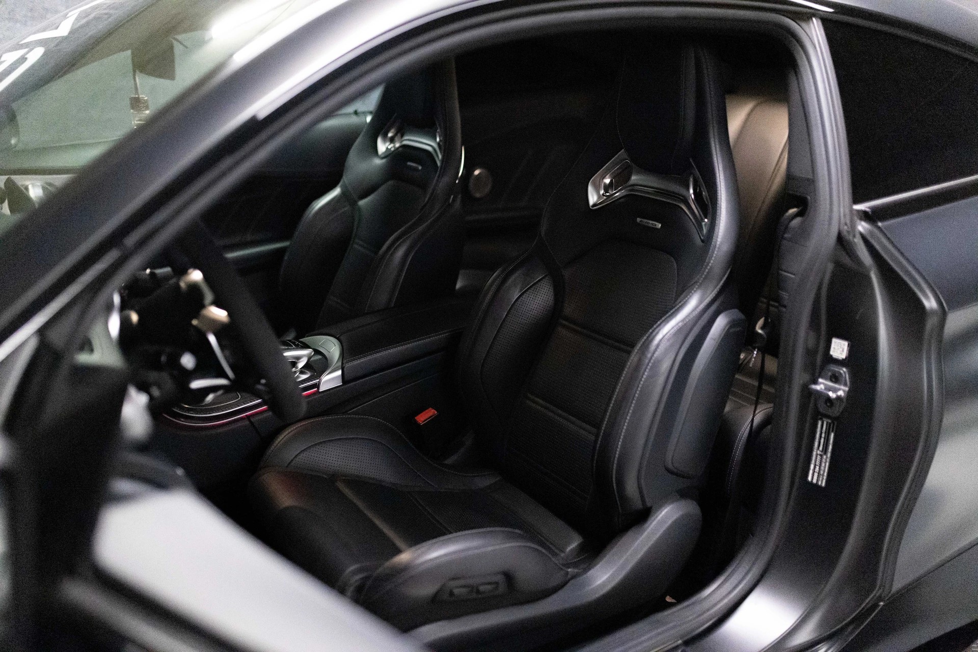 MERCEDES-BENZ C 63 S AMG 9G-tronic-image-8
