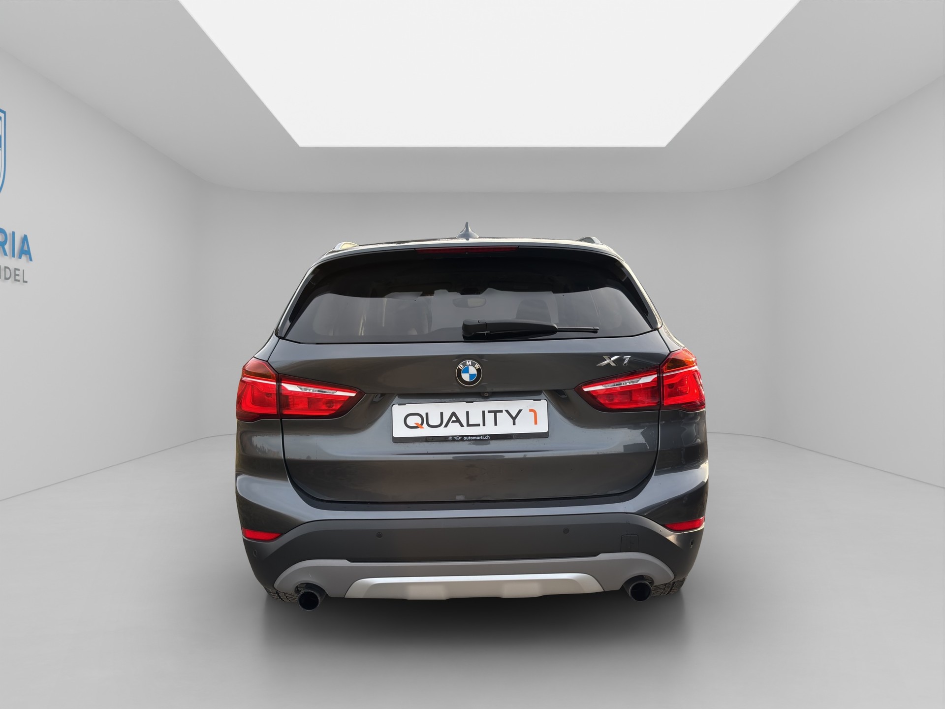 BMW X1 xDrive 20i Sport Line Steptronic-image-3
