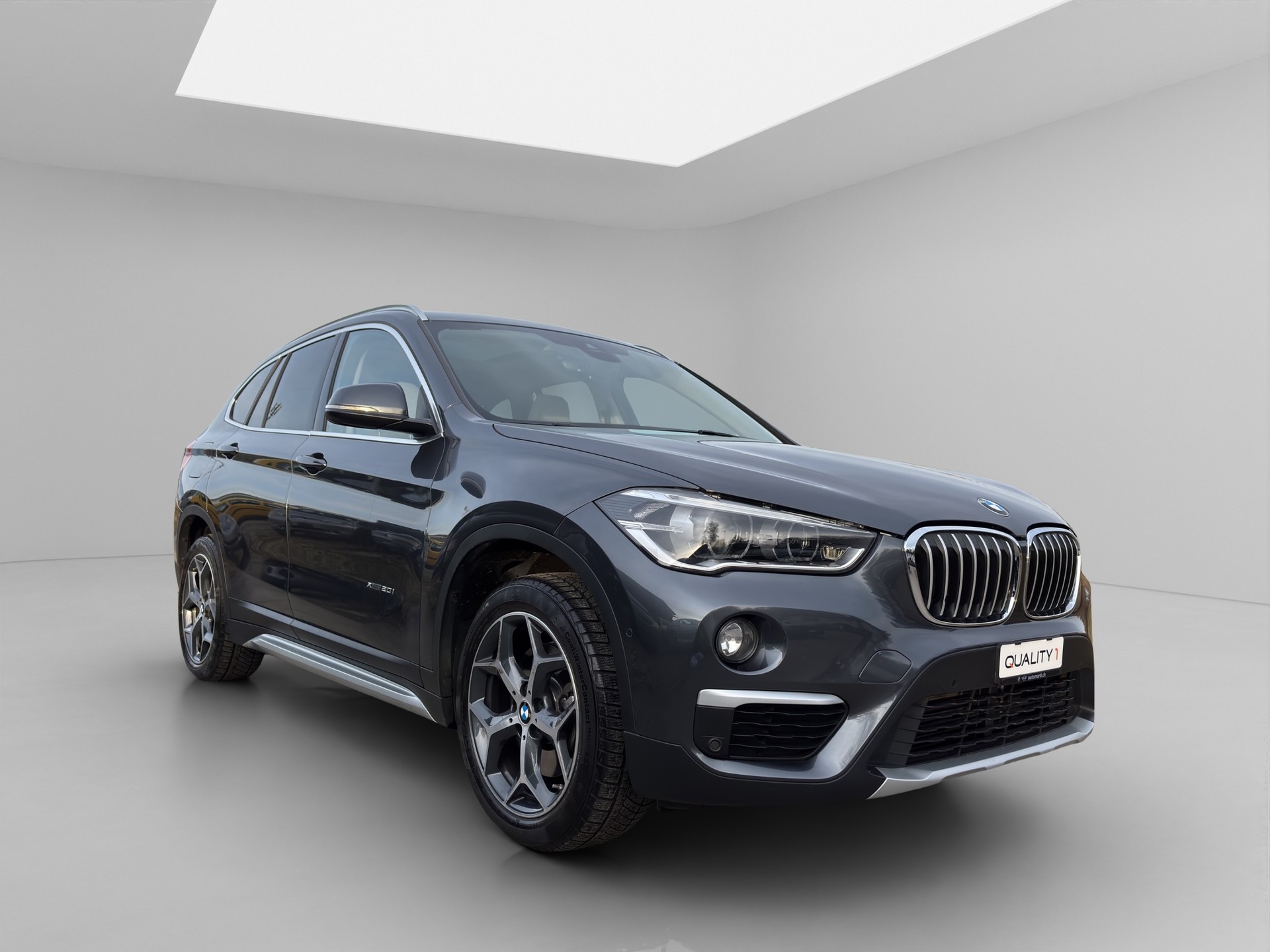 BMW X1 xDrive 20i Sport Line Steptronic-image-6