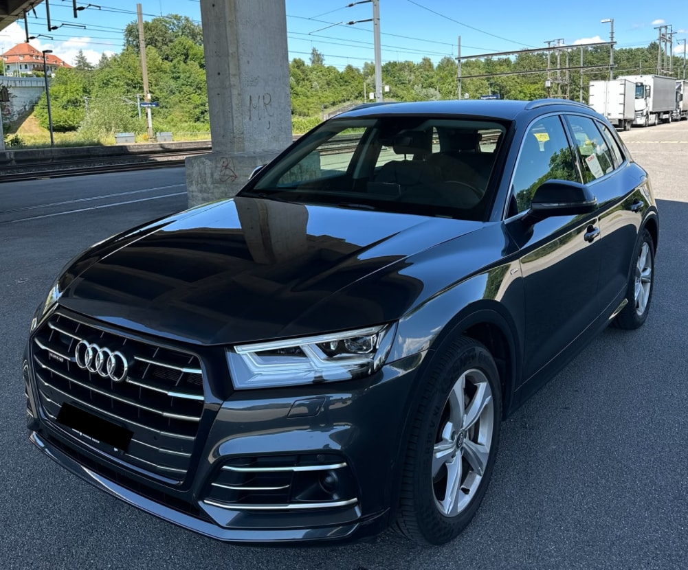 AUDI 2.0 55 TFSI e Sport qu. S-T-image-0