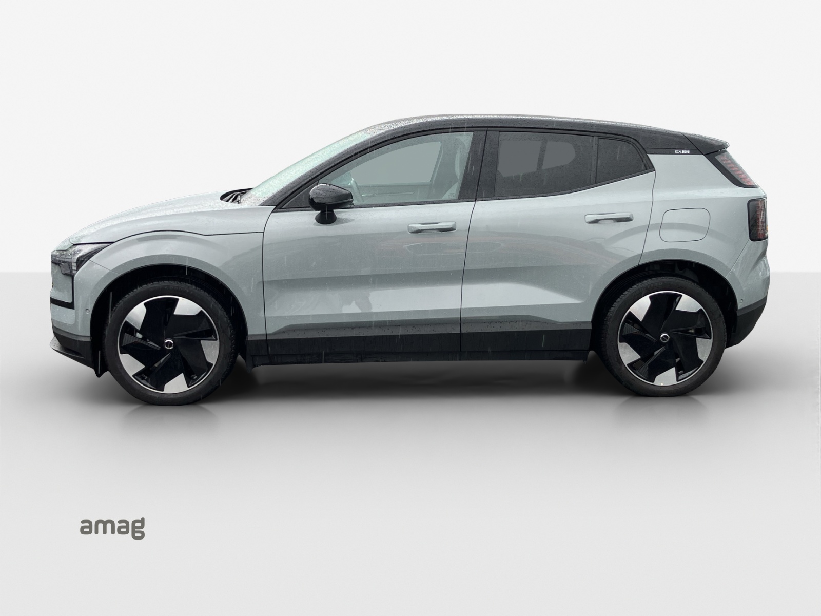 VOLVO EX30 E60 69kWh Single Motor Extended Range Ultra-image-1
