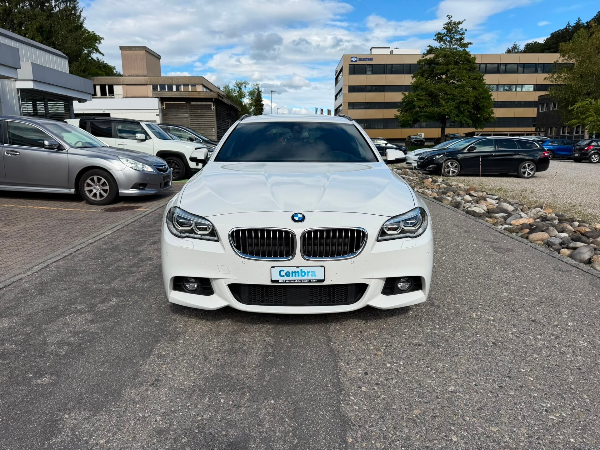 BMW 520d Touring xDrive Steptronic-image-4